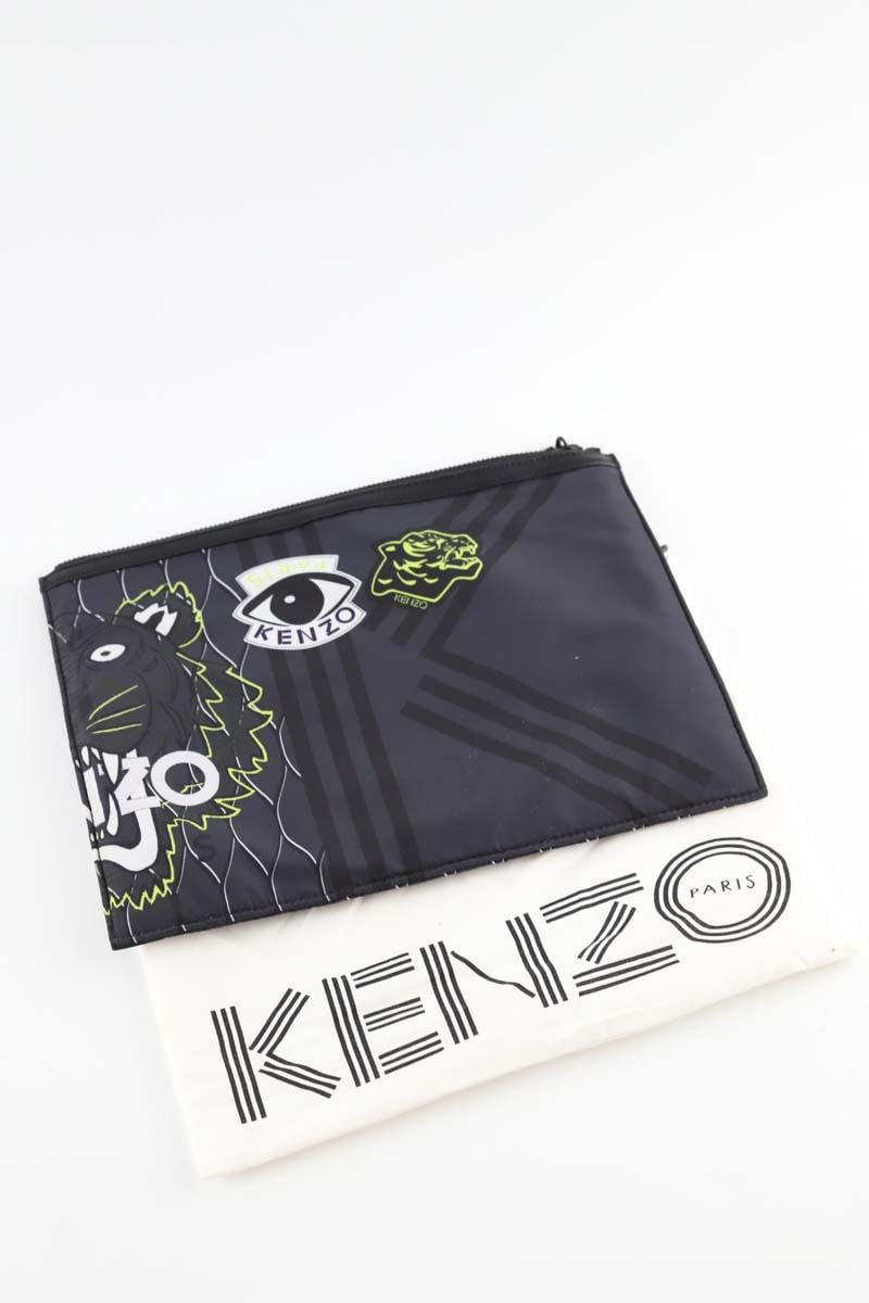 pochette kenzo a4
