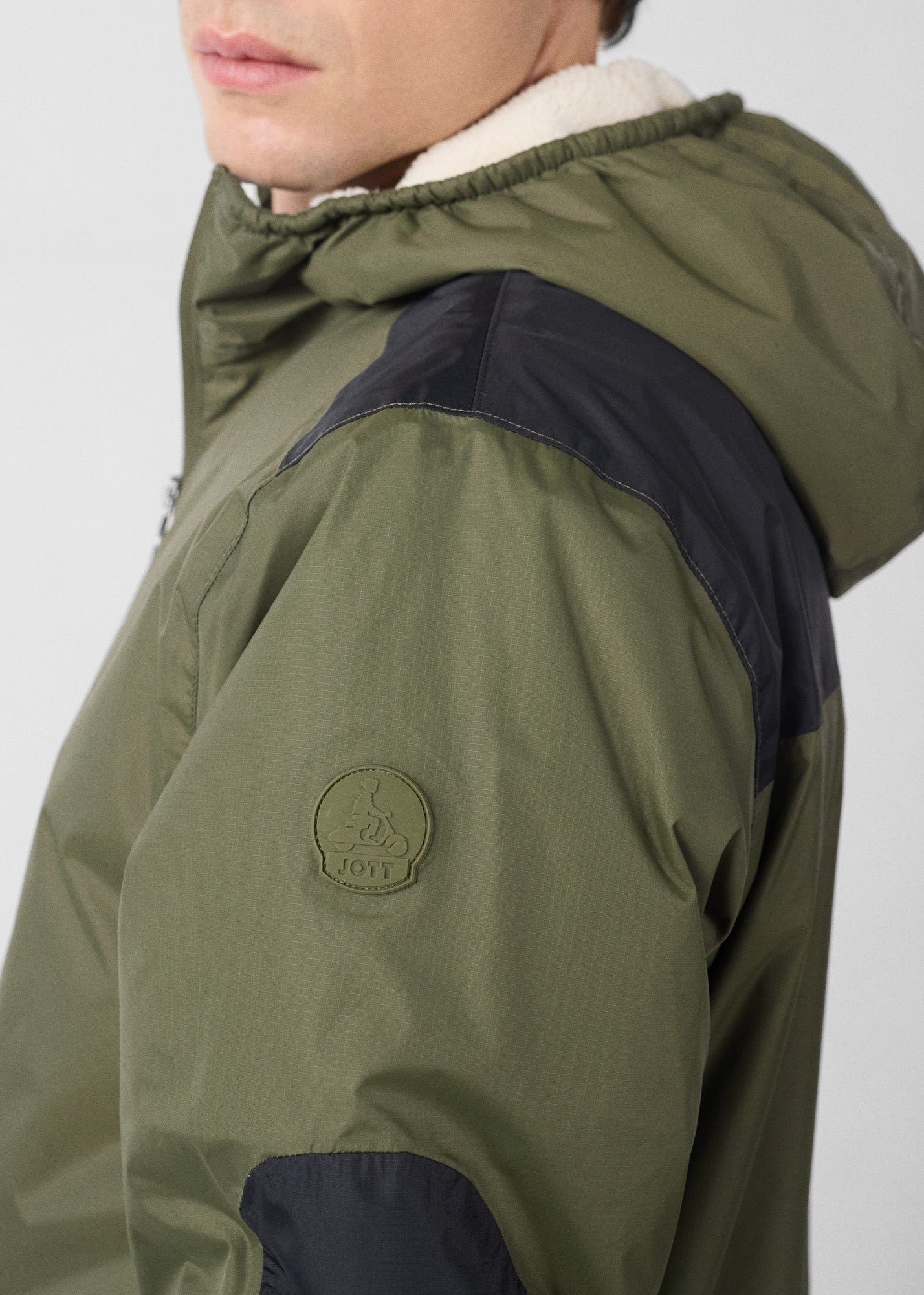 Long Sherpa Hallin Raincoat JOTT Green