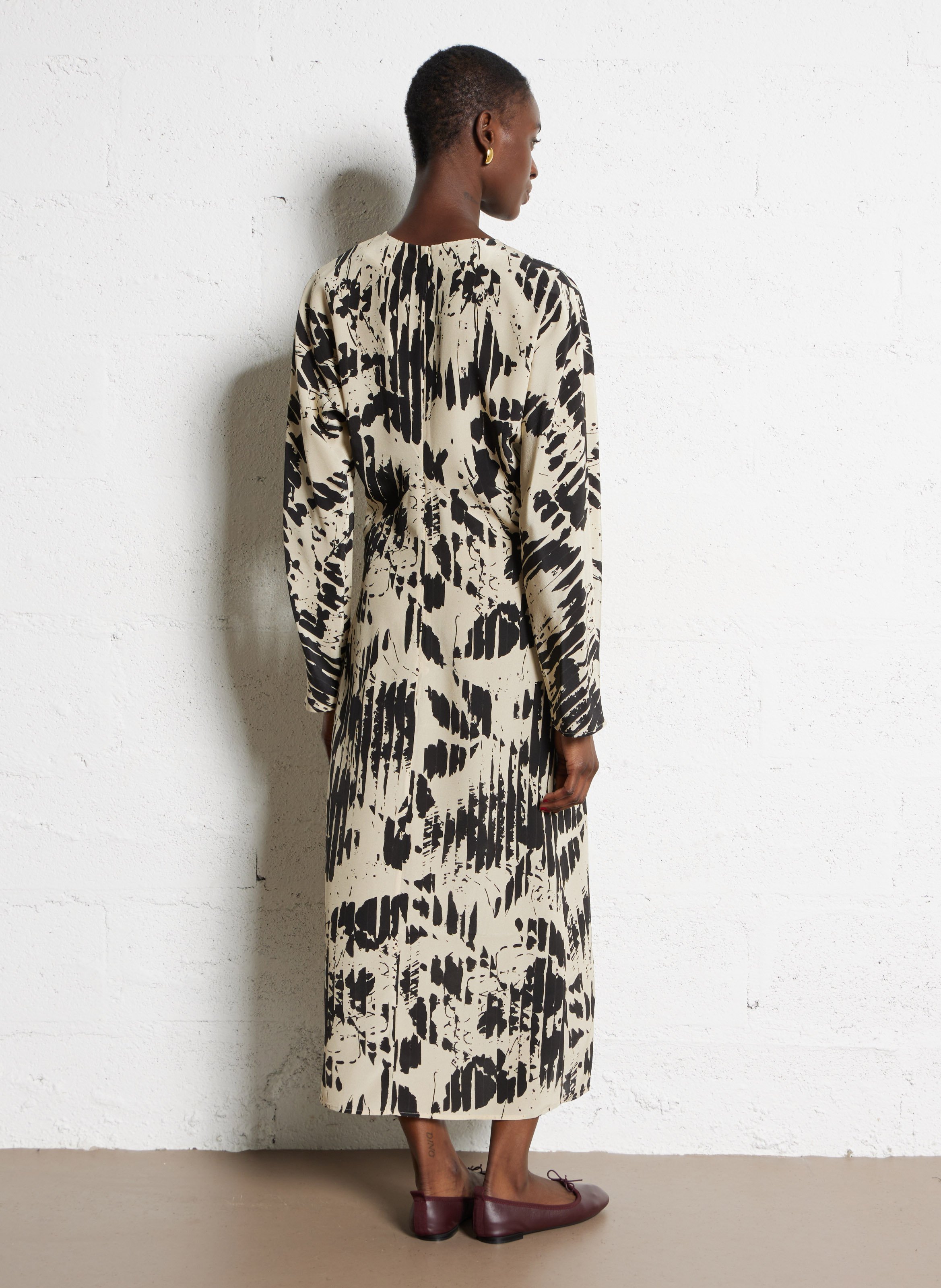 Robe longue col rond en soie SOEUR Multicolore