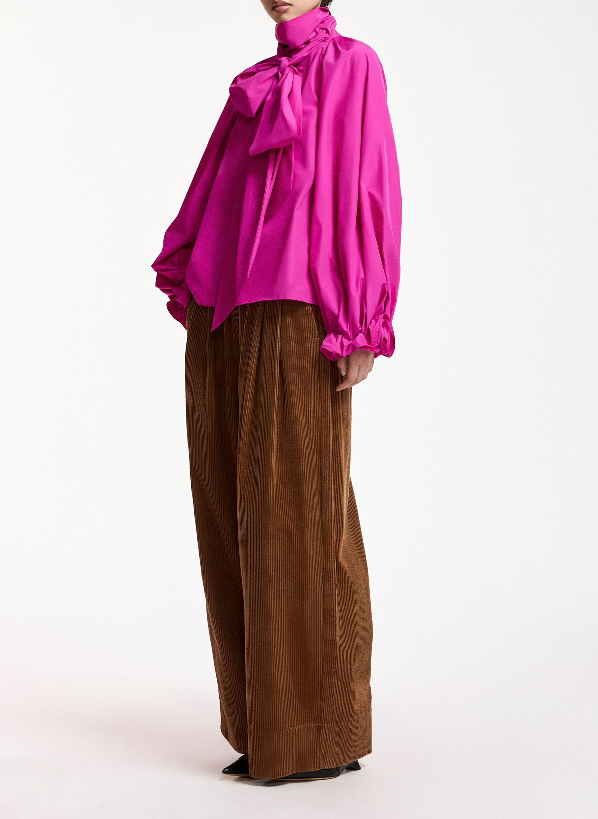 Loose blouse with Lavallière collar ESSENTIEL ANTWERP Pink