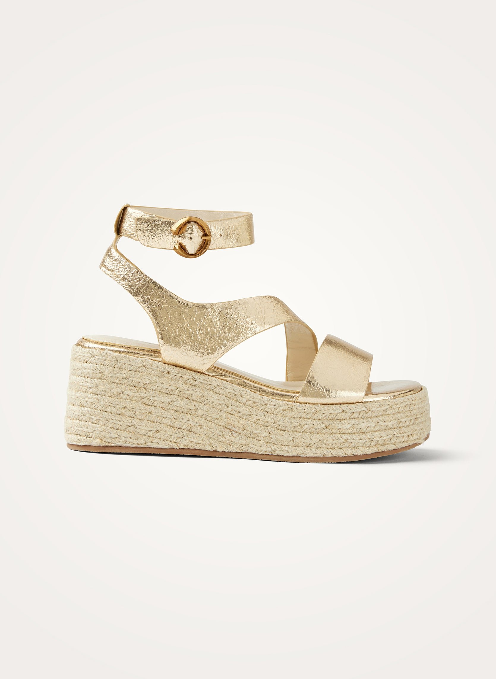 Platform sandals in metallic effect leather with strap VANESSA WU Golden