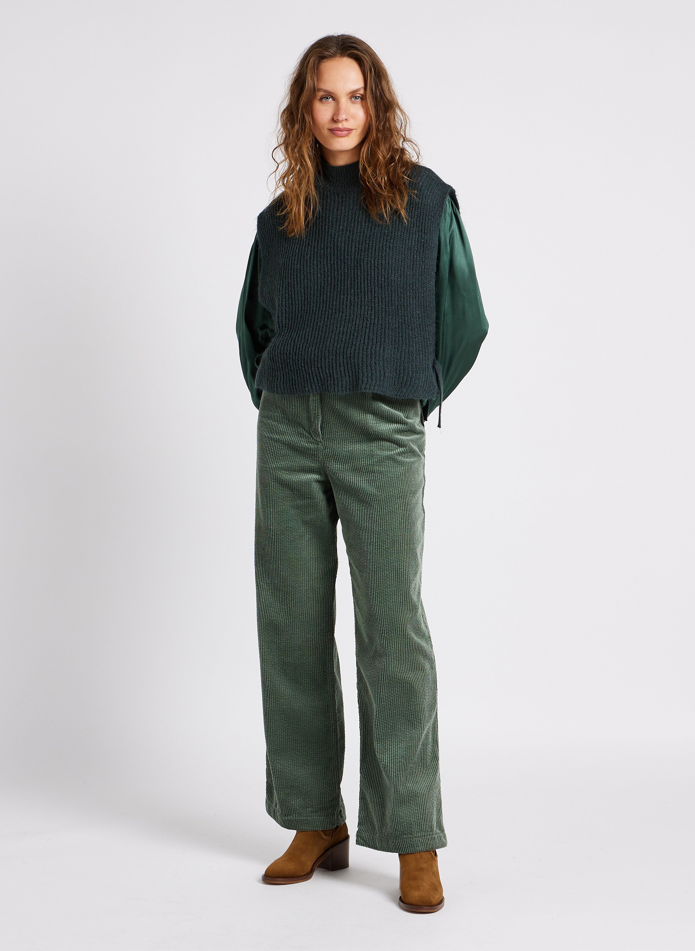 Pantalones de discount pana verde mujer