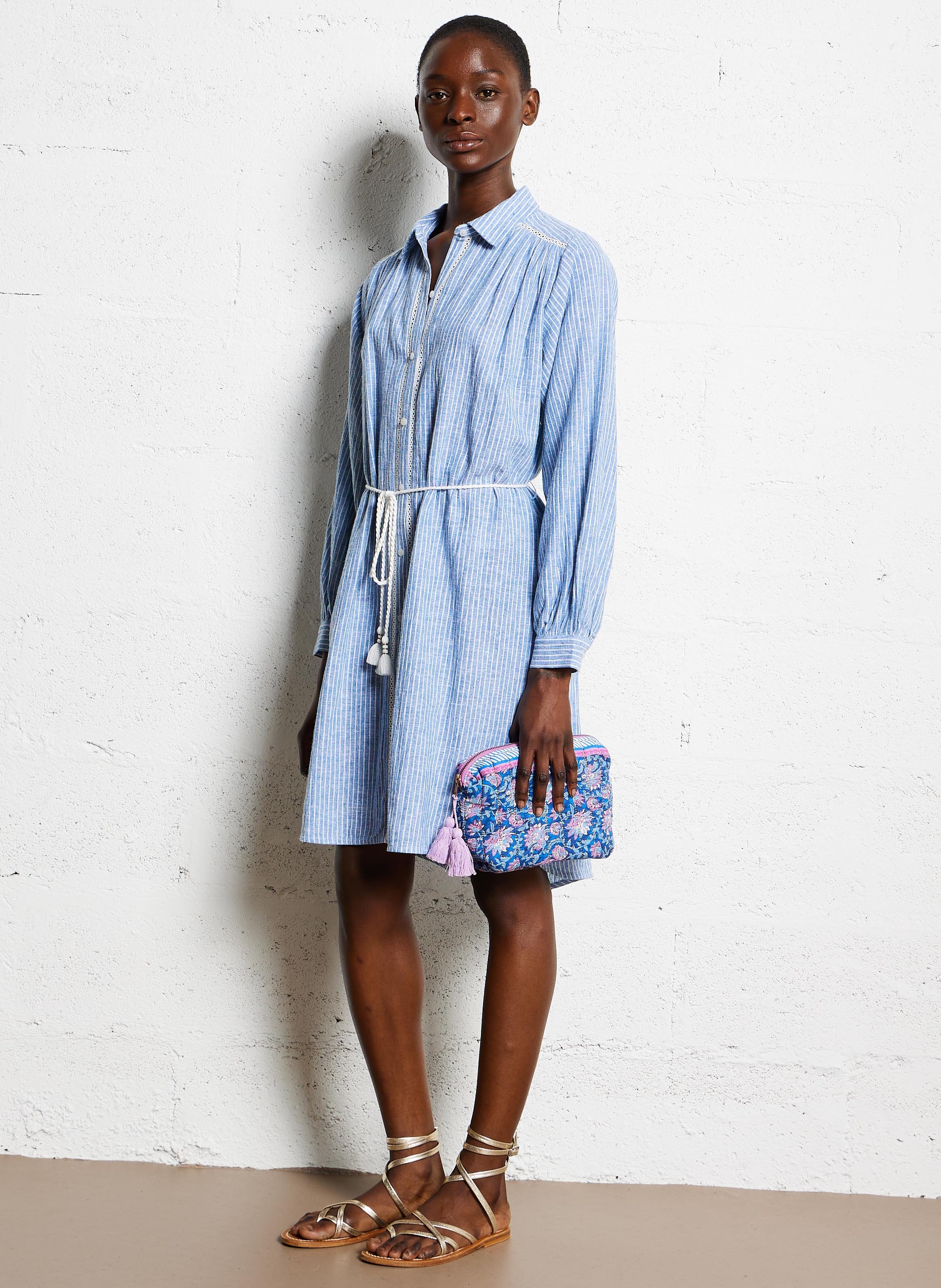 Halflange, gestreepte jurk van biokatoen Blauw