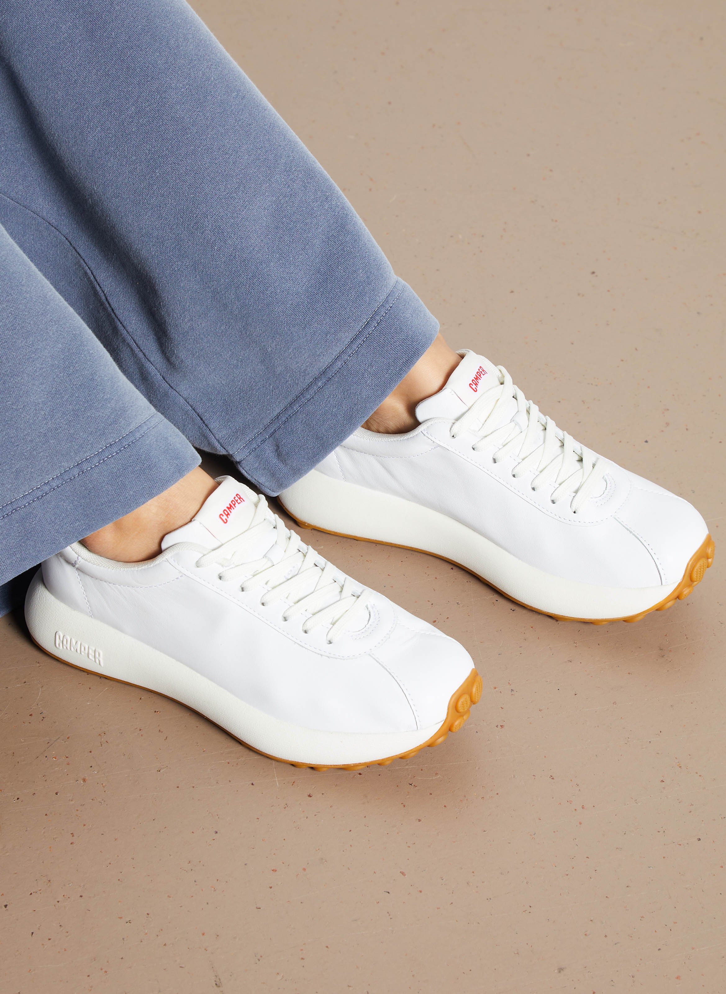 Baskets basses unies en cuir CAMPER Blanc