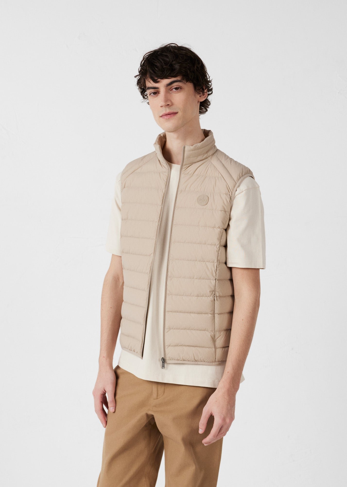 Stretch sleeveless puffer jacket Arafo JOTT Beige