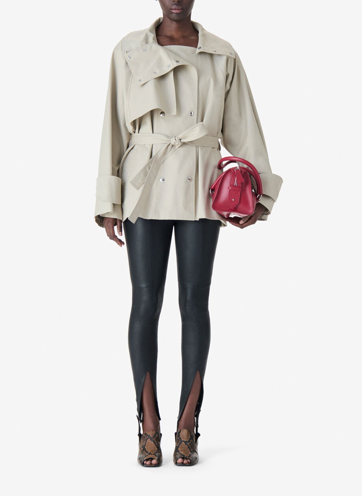 ARTIKEL AUSSTEHEND IRO Grau