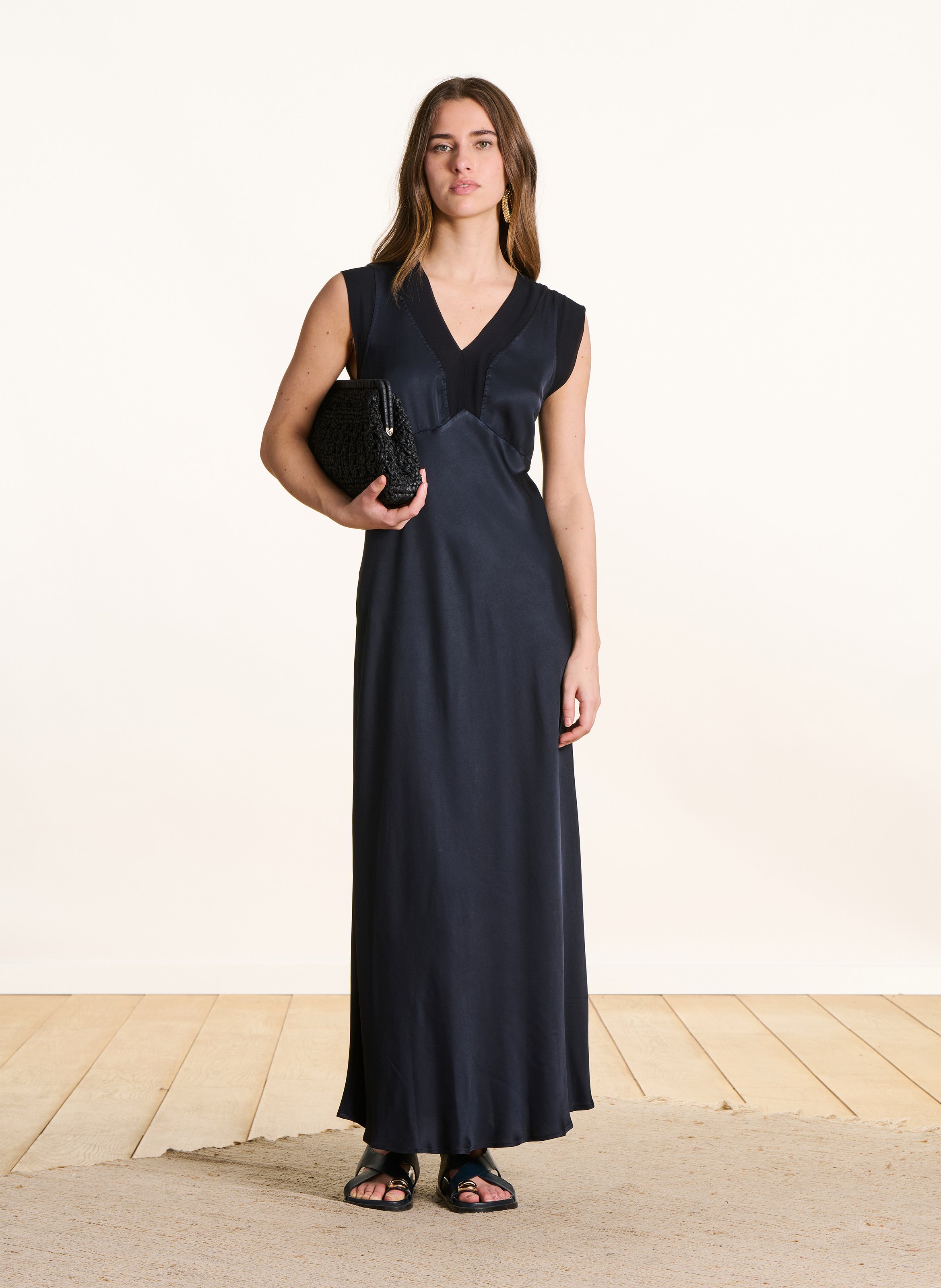 Langes Kleid mit V-Ausschnitt LA FEE MARABOUTEE Blau