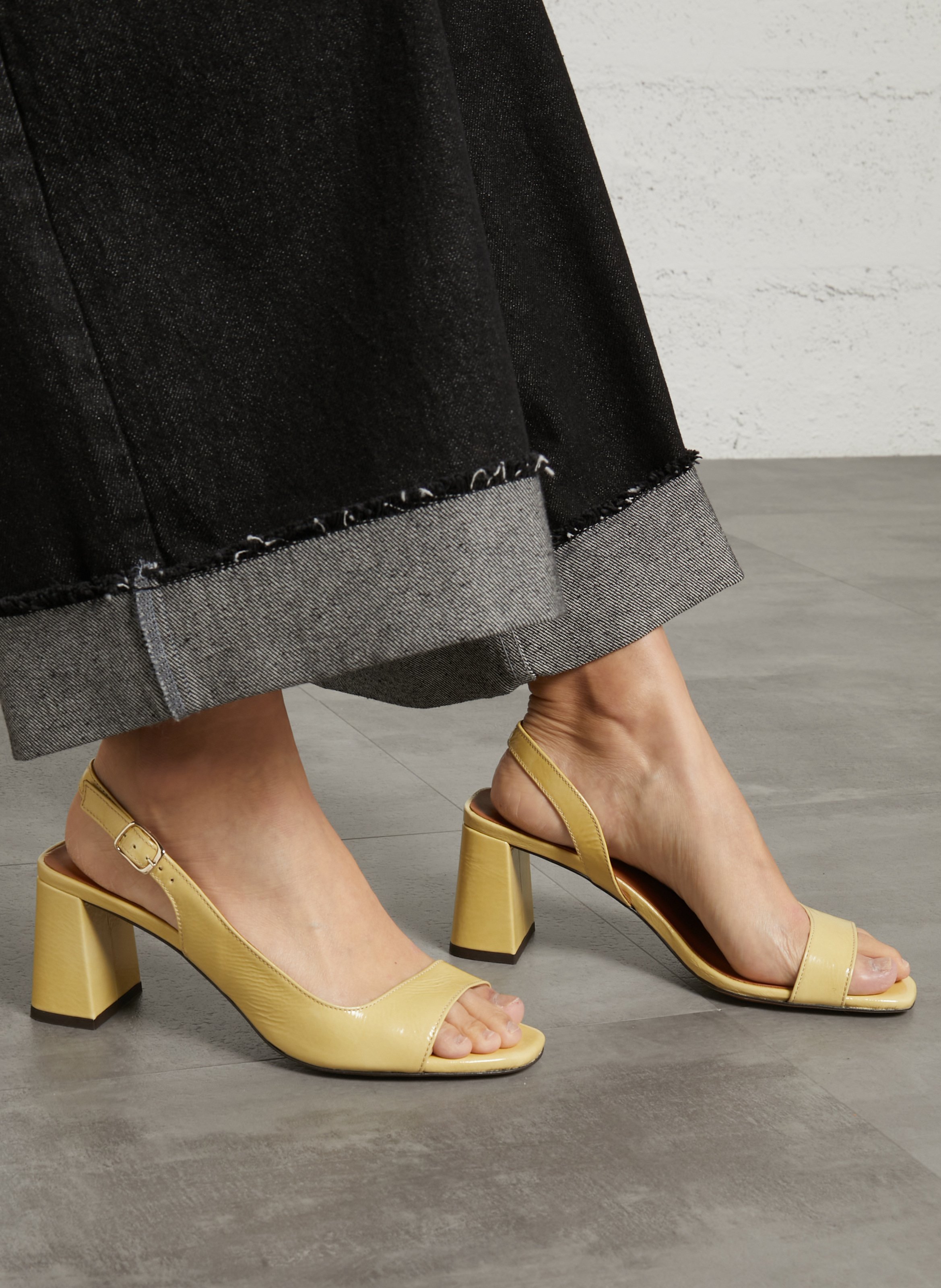 Sandales à talons en cuir vernis RIVECOUR Jaune