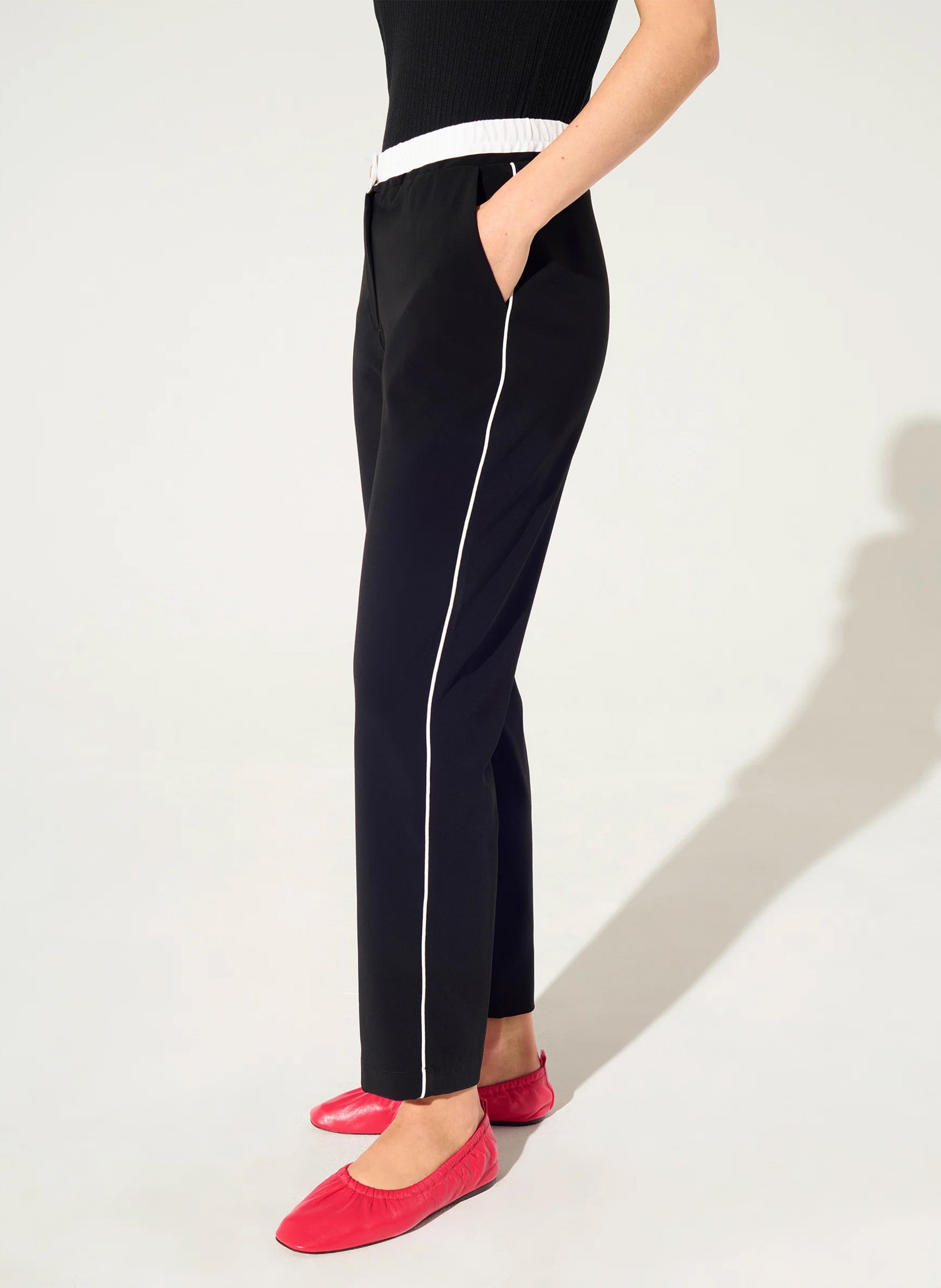 Gerade geschnittene Hose 7/8-Länge COTELAC ACOTE Schwarz