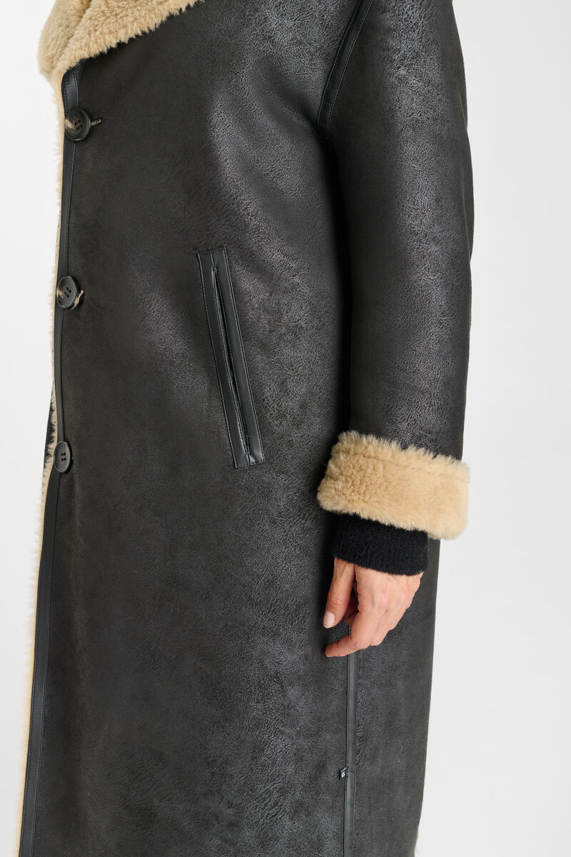 Coat LE TEMPS DES CERISES Black