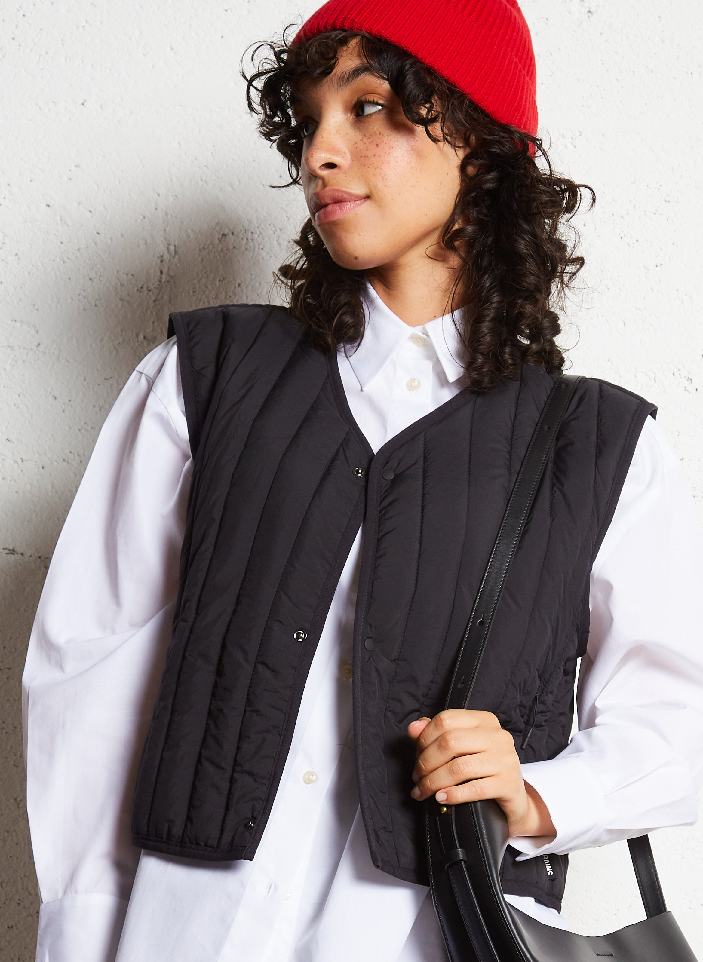 Quilted straight V-neck jacket RAINS Black