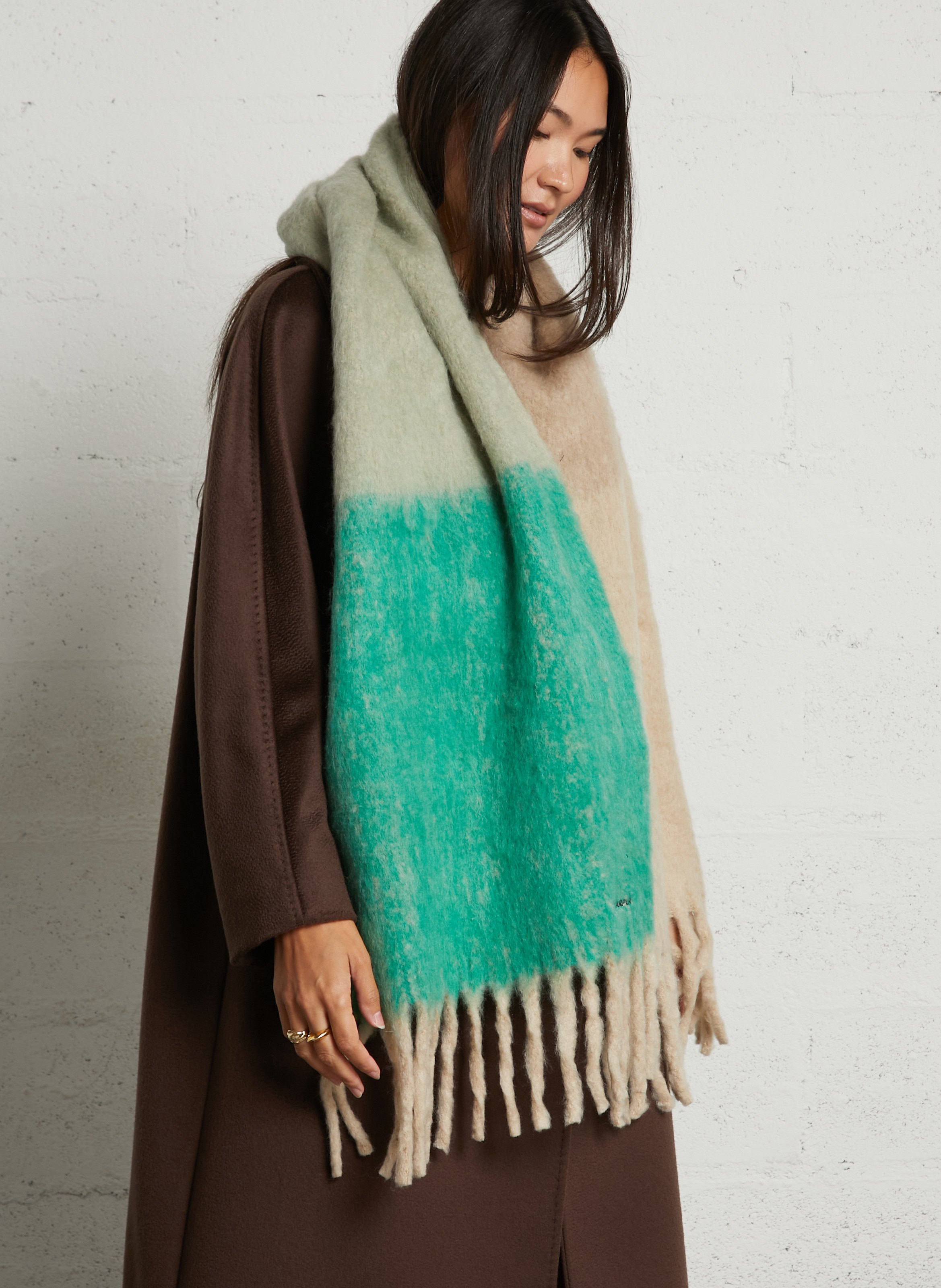 Fringed plain scarf LEON & HARPER