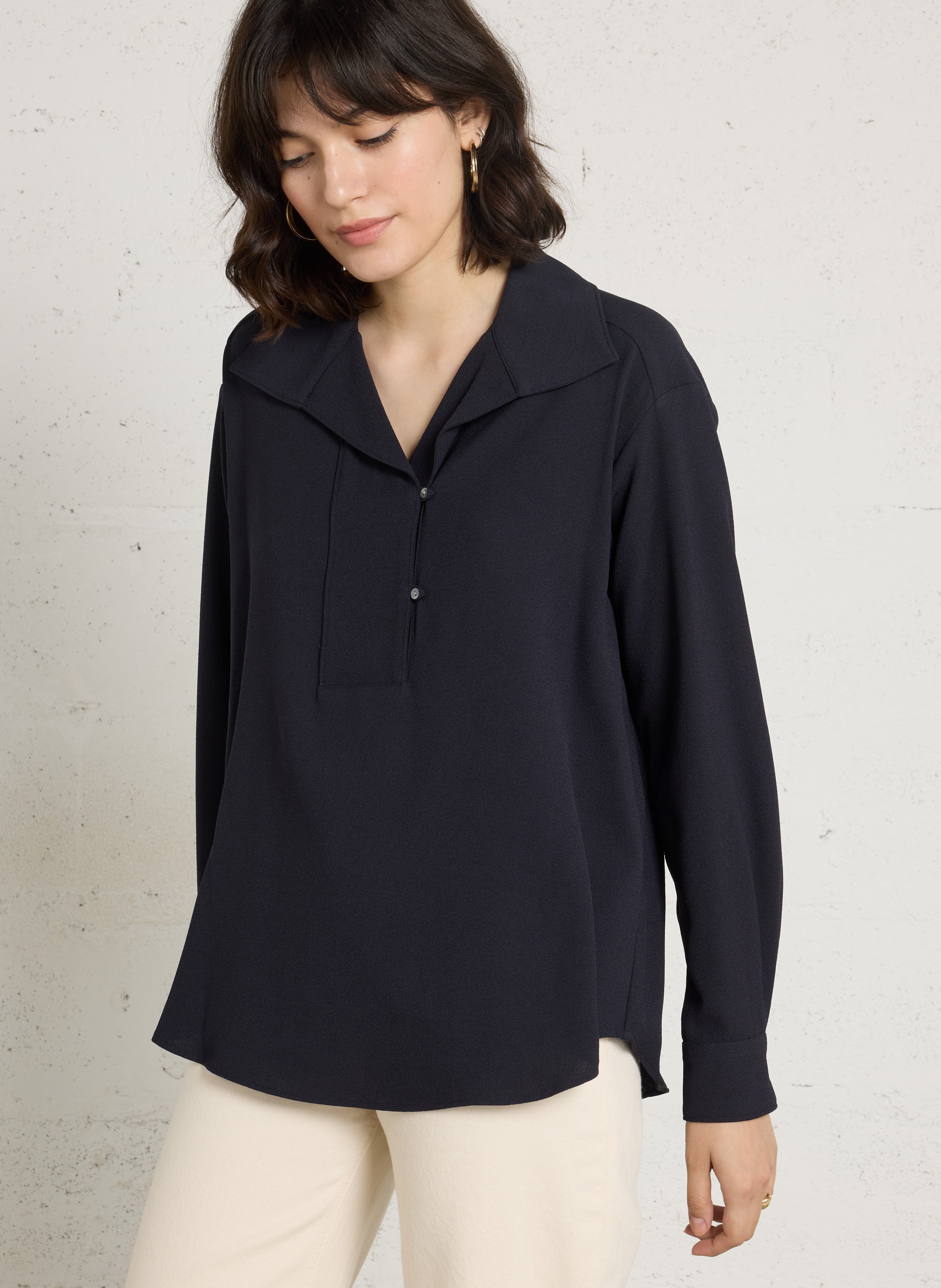 Top met lange mouwen en knoopkraag HARTFORD Blauw