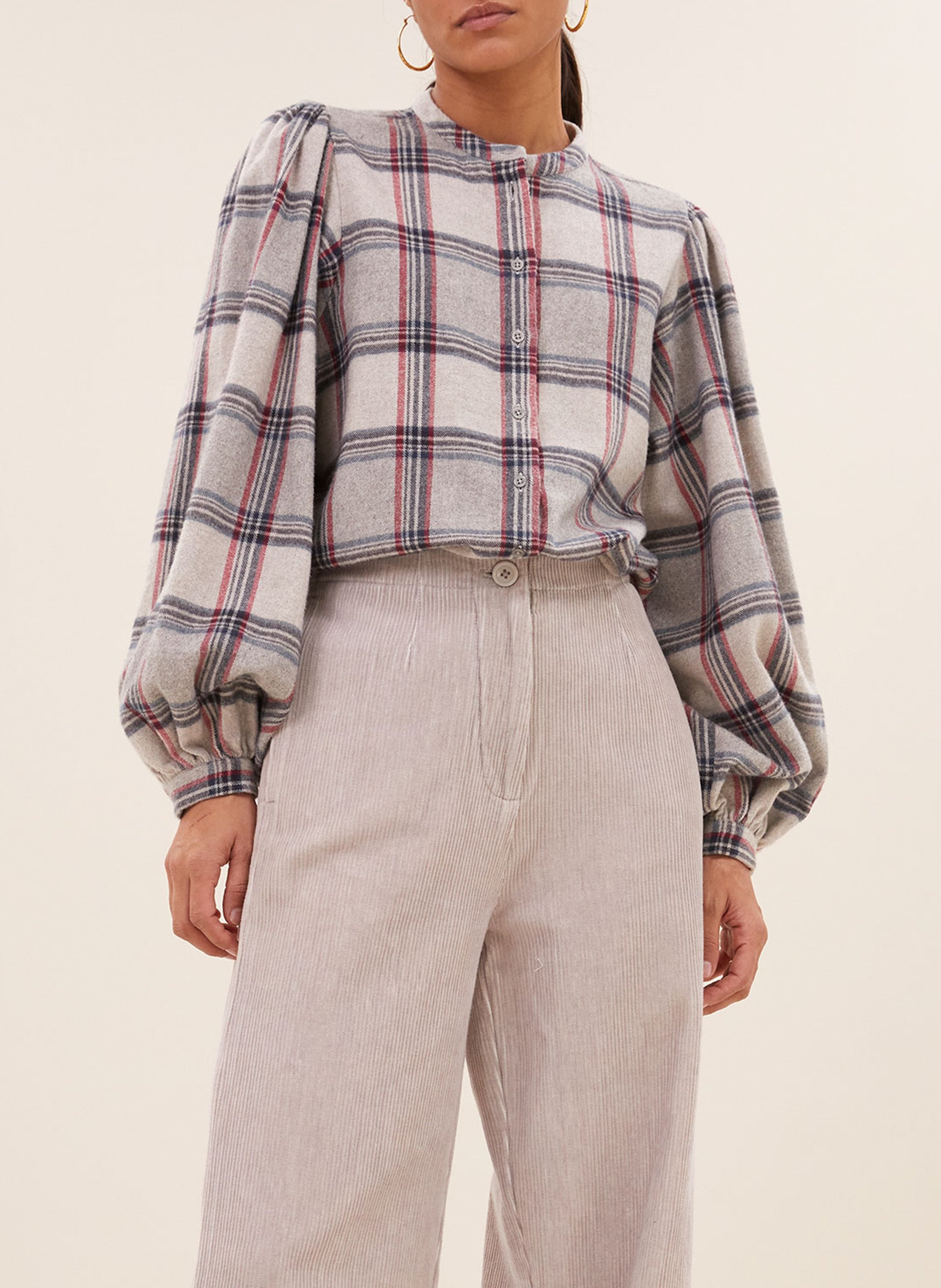 Wijdvallende blouse met ronde hals en ruitjes BY BAR Grijs