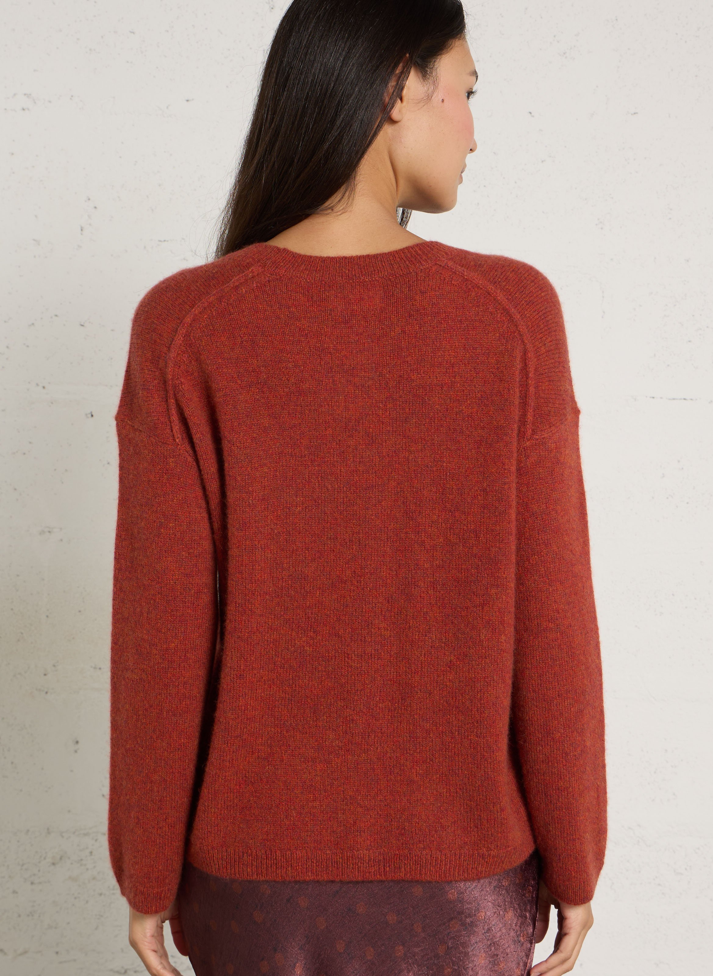 Straight cashmere sweater with round neck MAISON 123 Orange