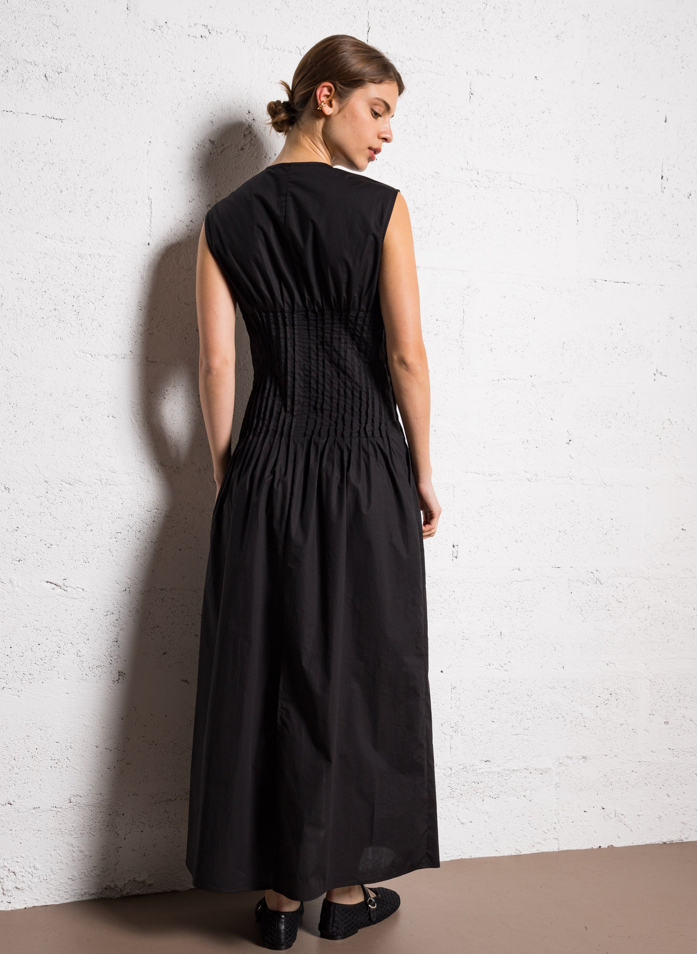 Long pleated cotton dress ATTIC AND BARN Black