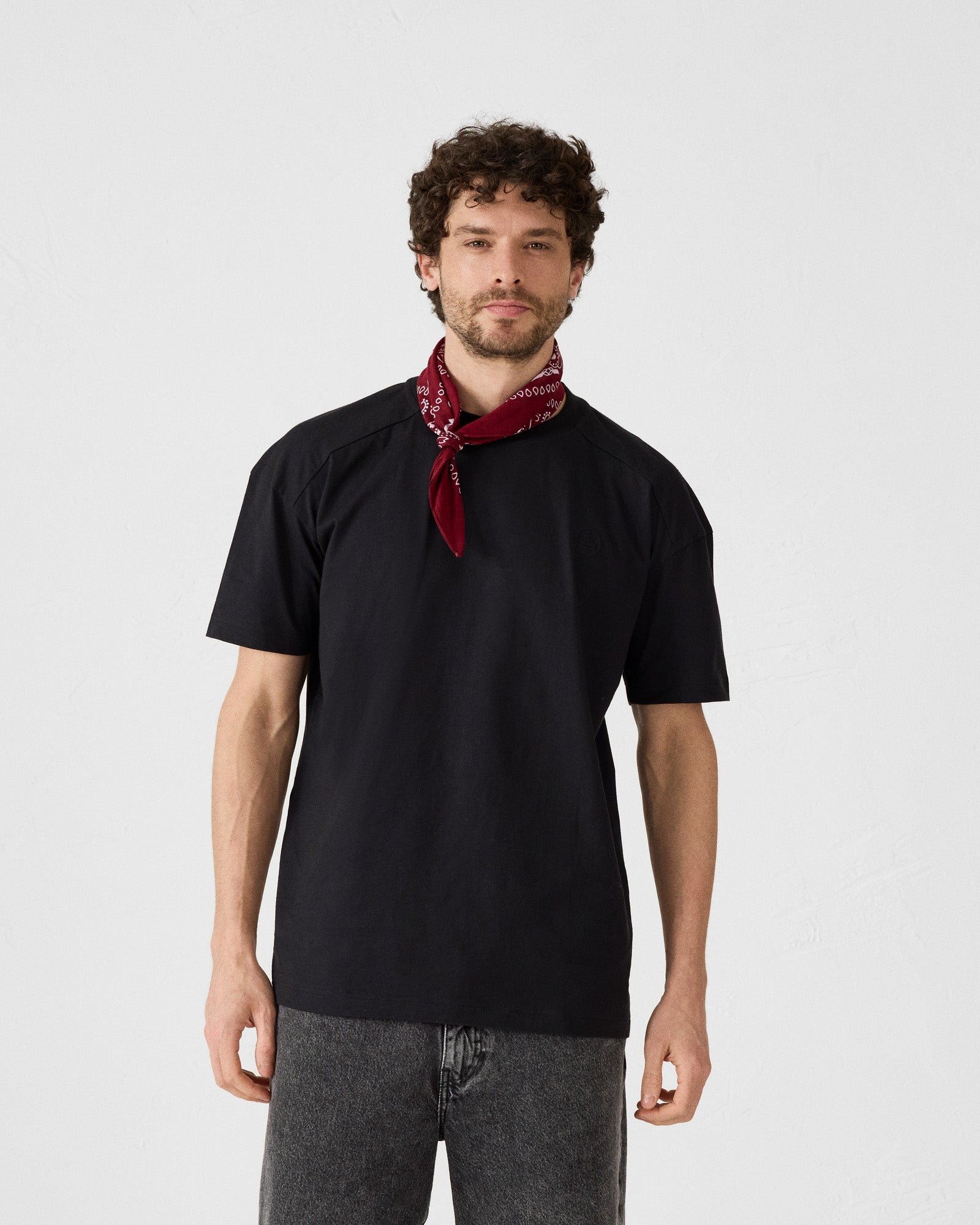 Round neck cotton T-shirt Narong JOTT Black