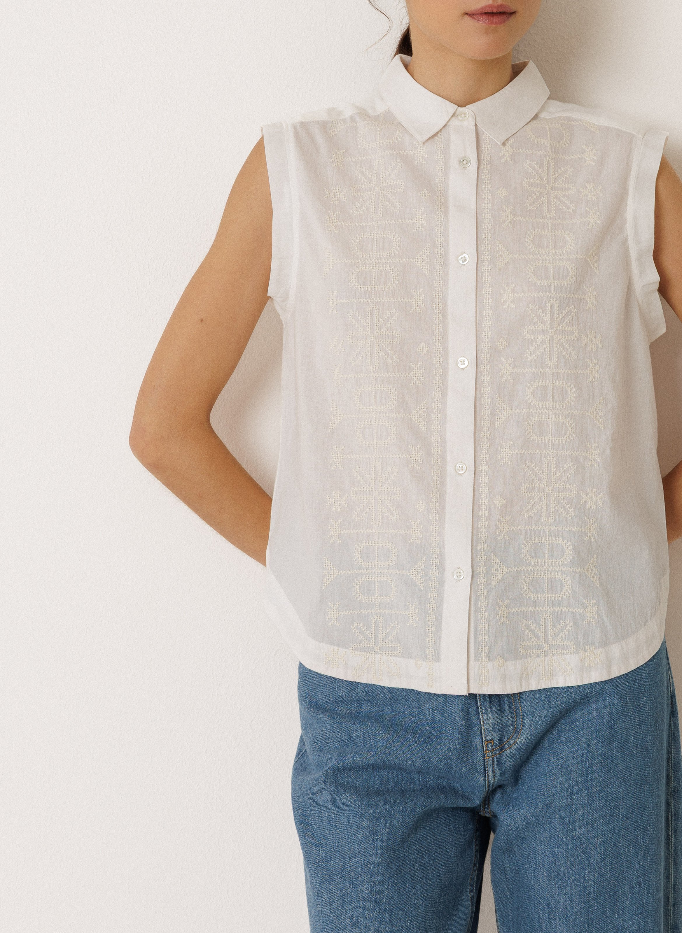 Oversized embroidered shirt INDI & COLD
