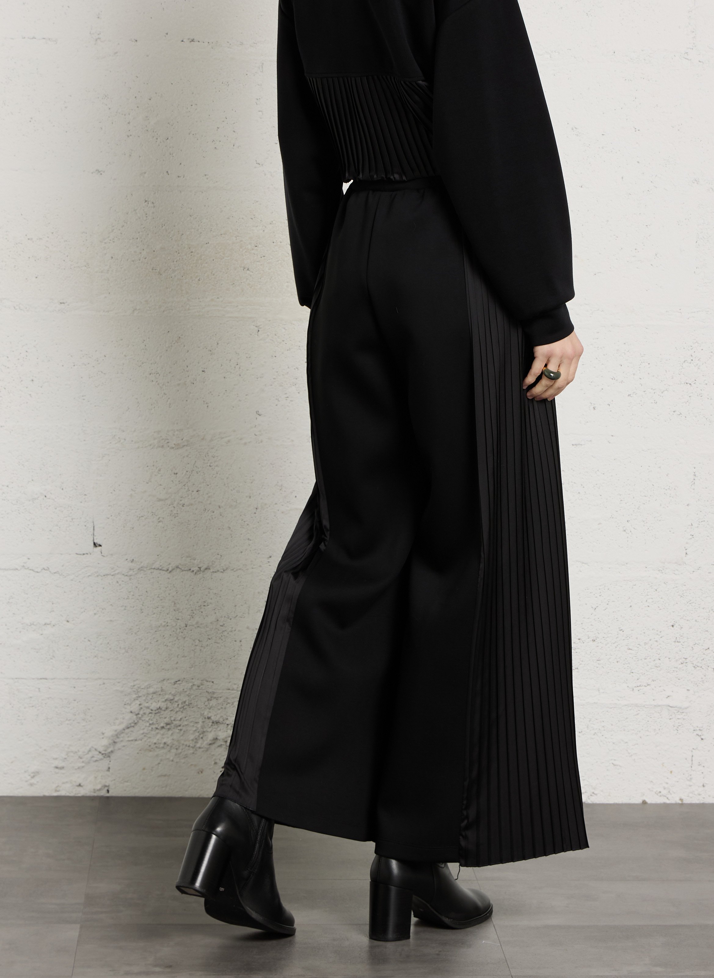 Pleated wide pants IMPERIAL Black