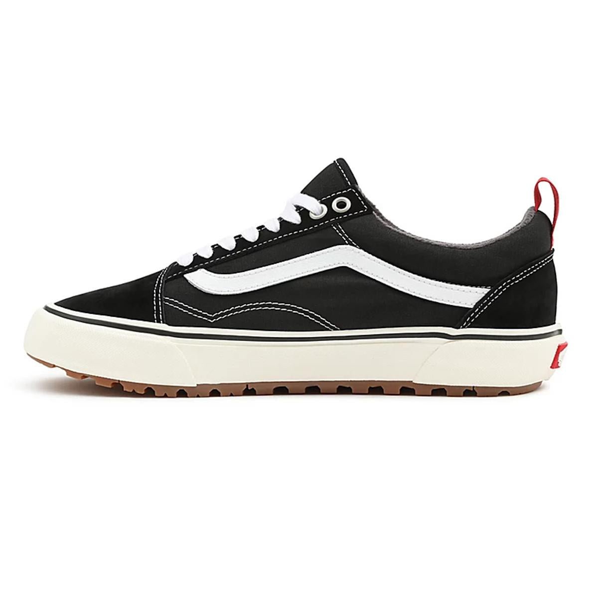 Low-top sneakers VANS Black