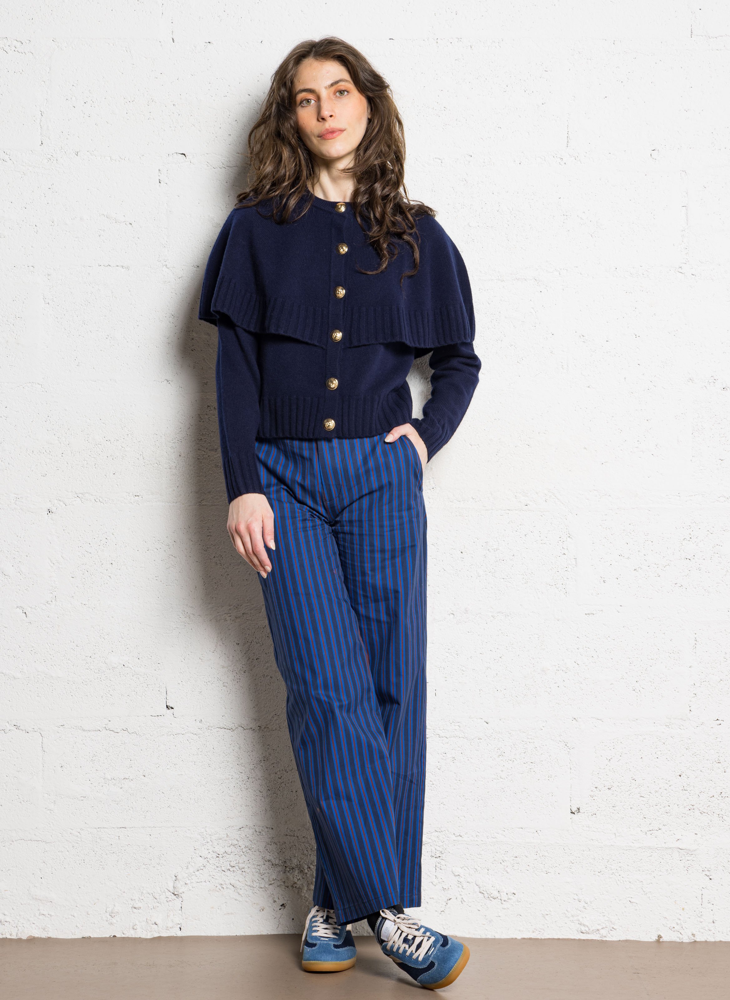 Strickjacke aus Wolle mit Rundhalsausschnitt BERENICE Blau