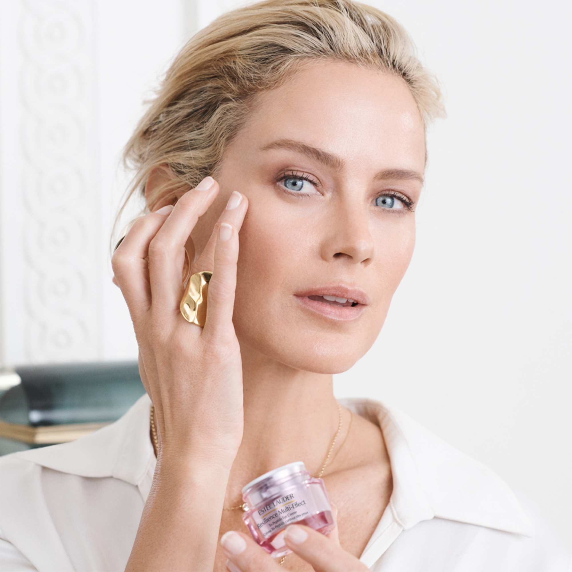 Resilience Lift - Tripeptide-oogcontourcrème ESTEE LAUDER No color