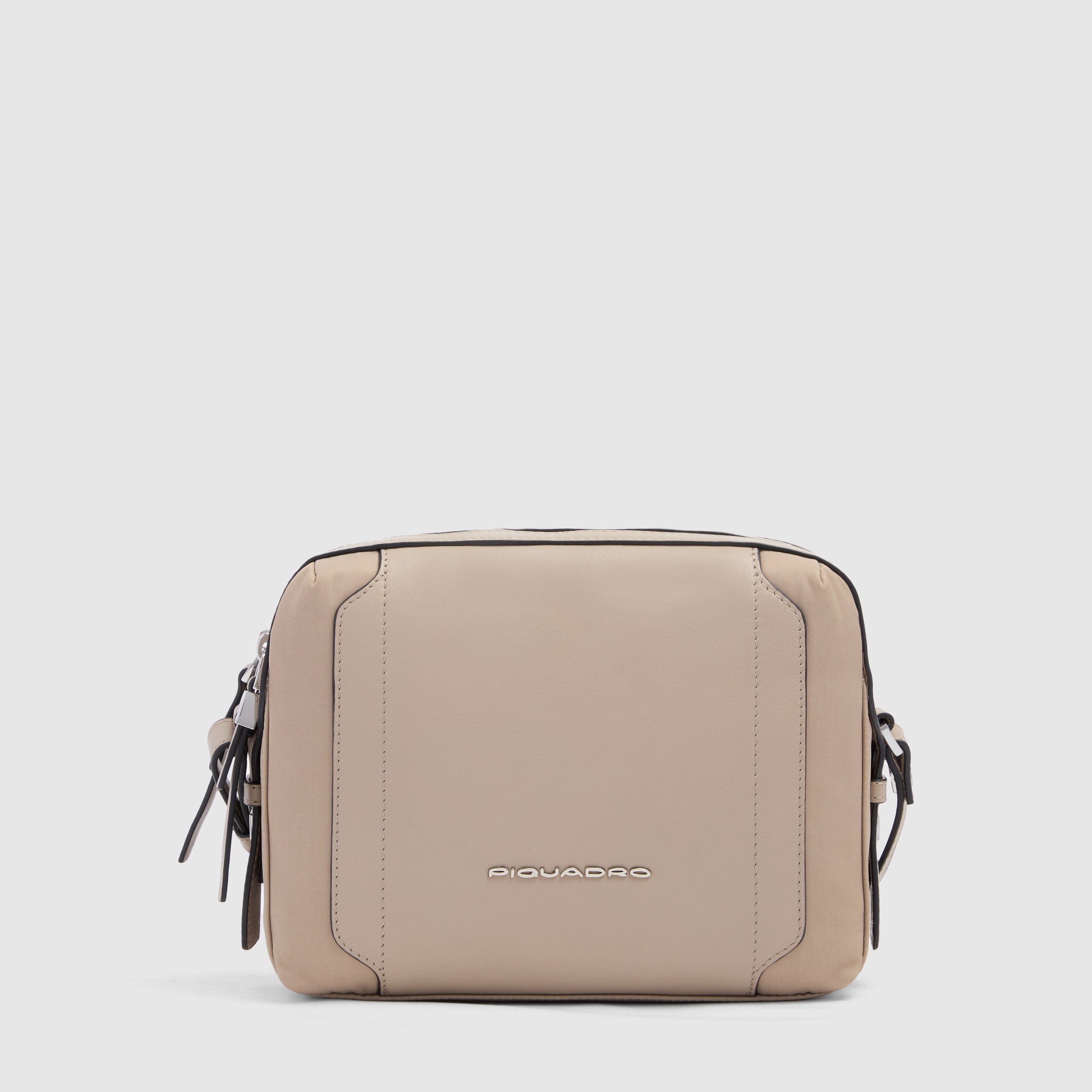 Women's shoulder bag model camera case in recycled fabric and leather Beige