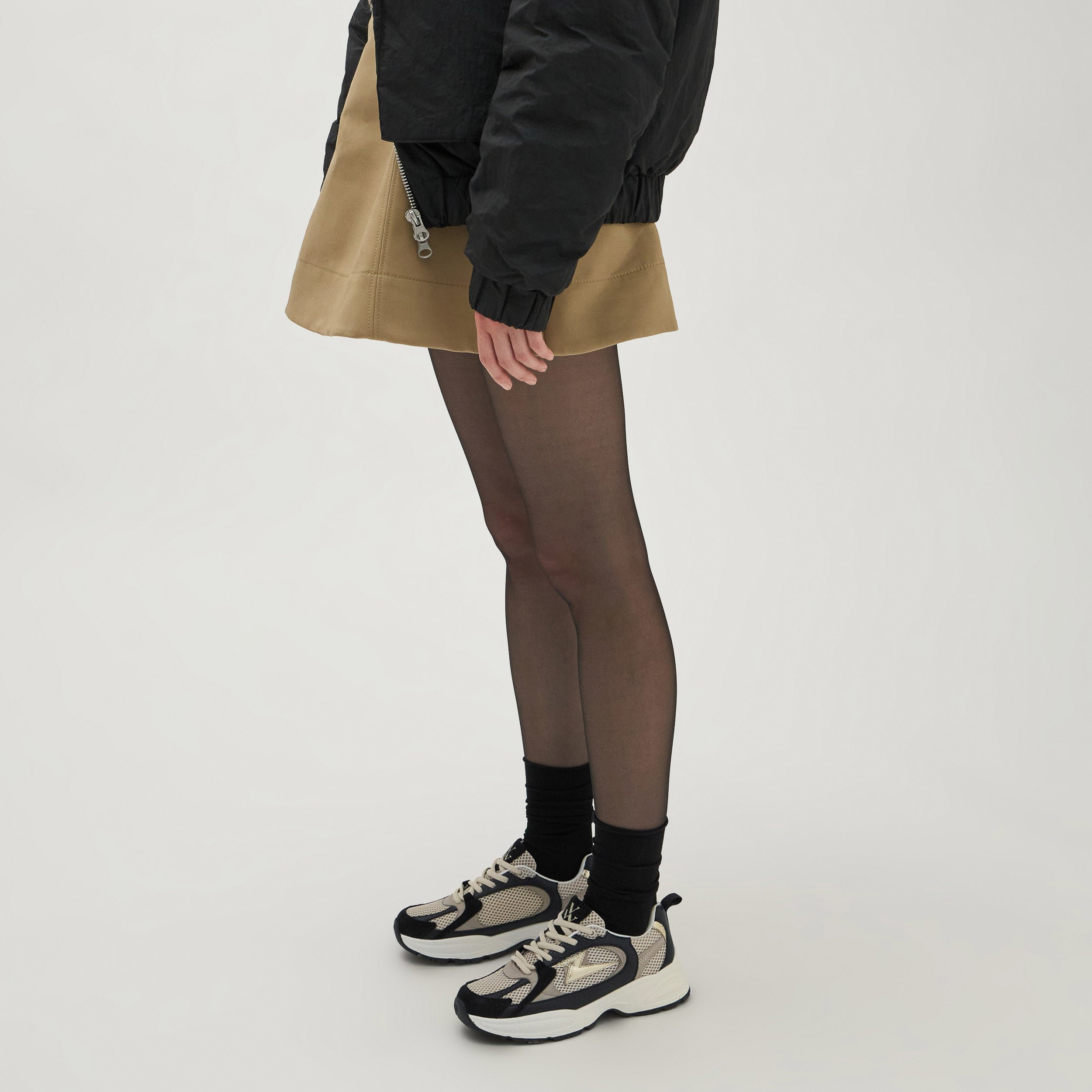 Low mesh sneakers VANESSA WU Black