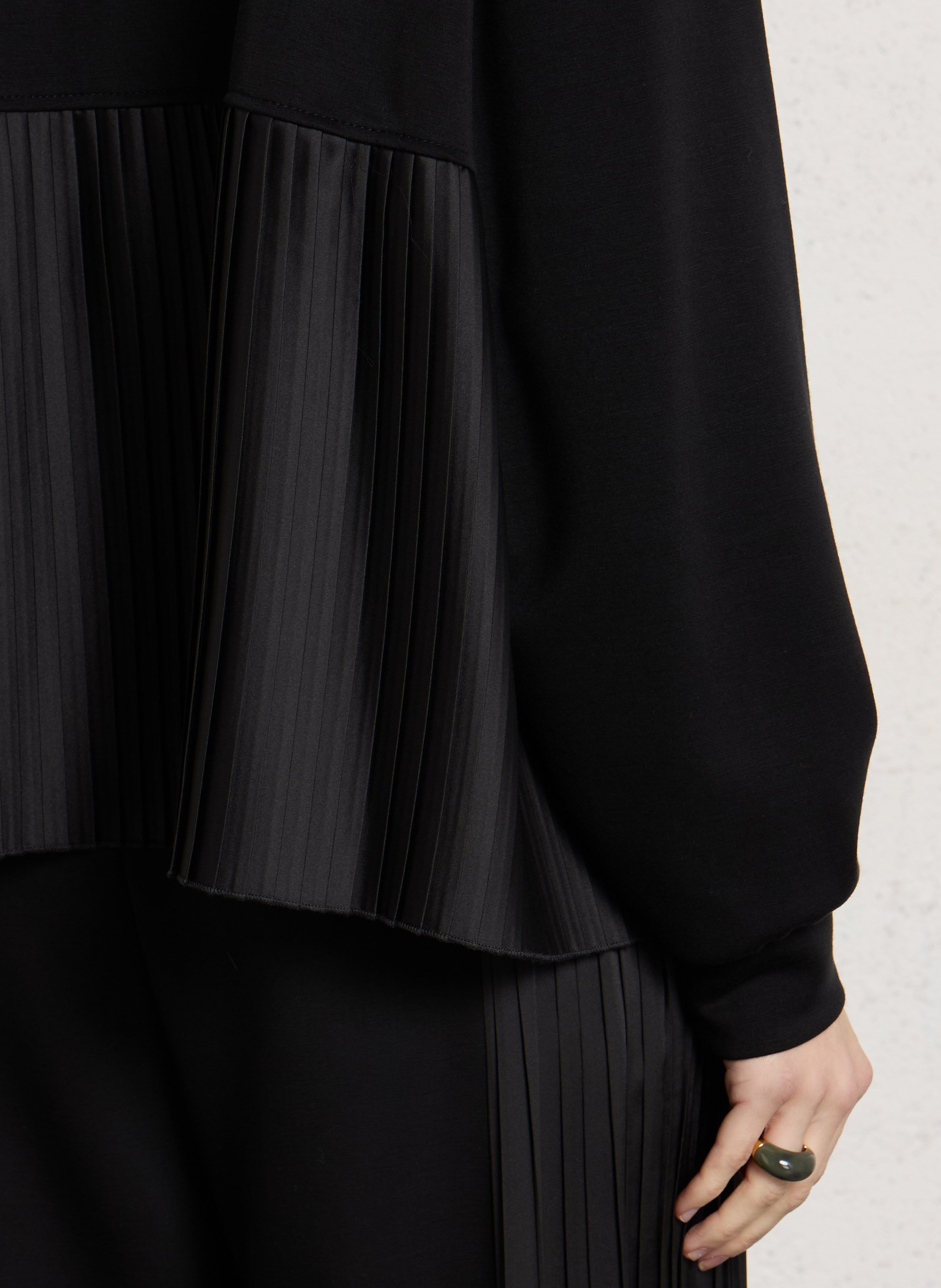 Zip-up sweatshirt with pleated back IMPERIAL Black