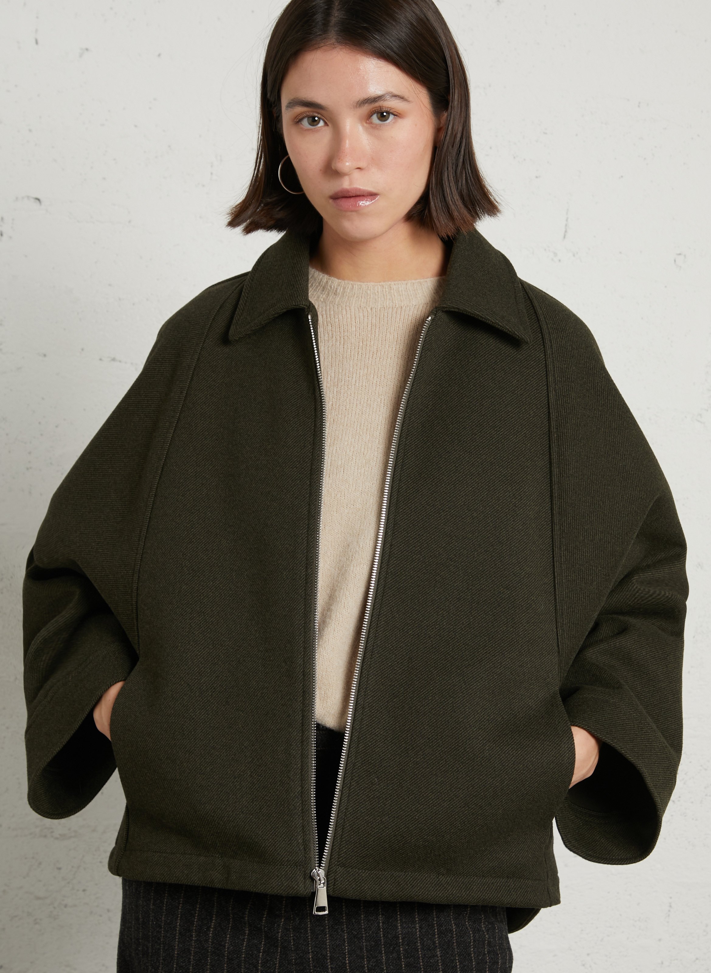 Loose-fitting plain zip-up jacket PLEASE Green