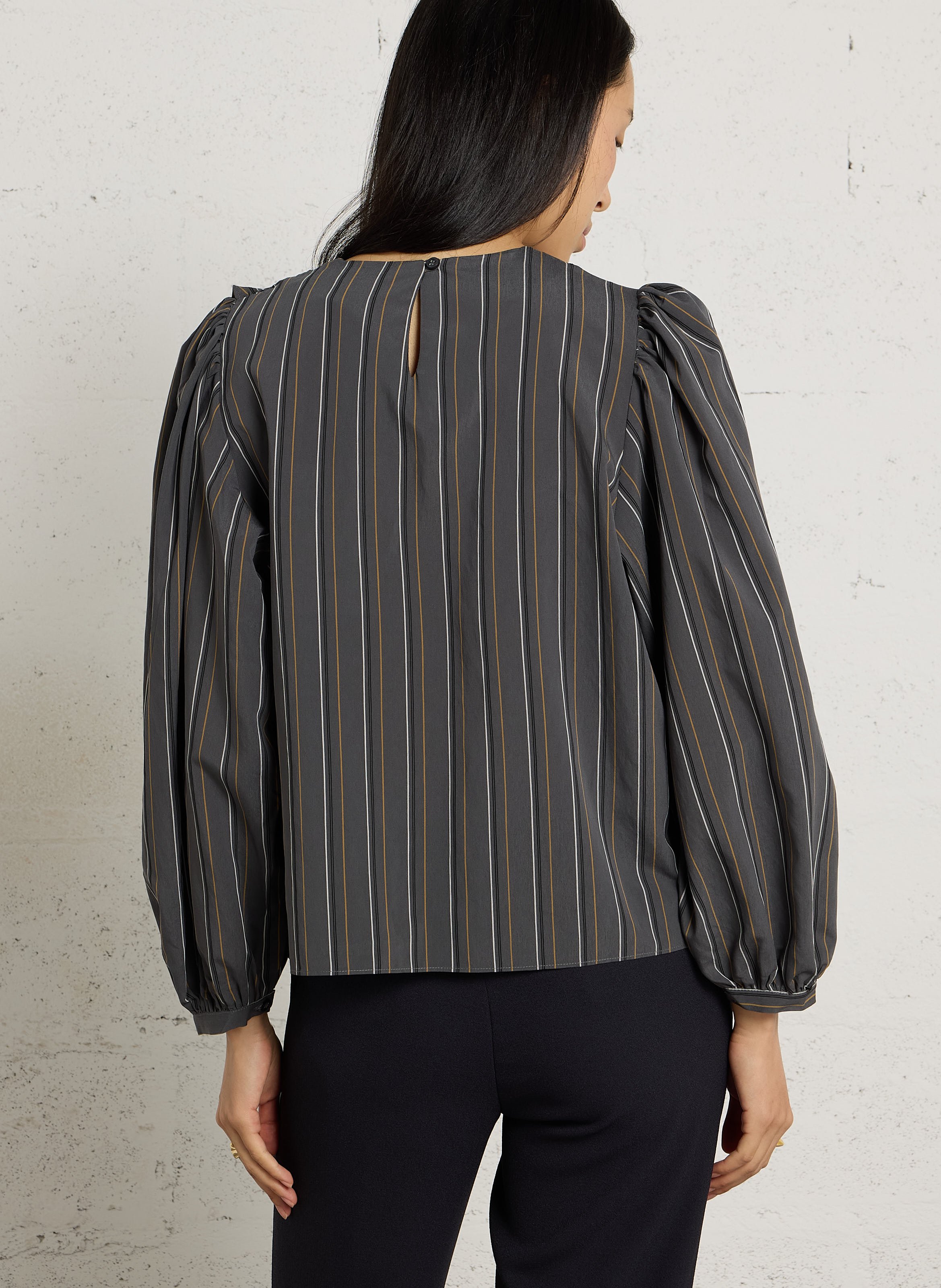 Gestreepte rechte blouse met draperingseffect BELLEPIECE Grijs