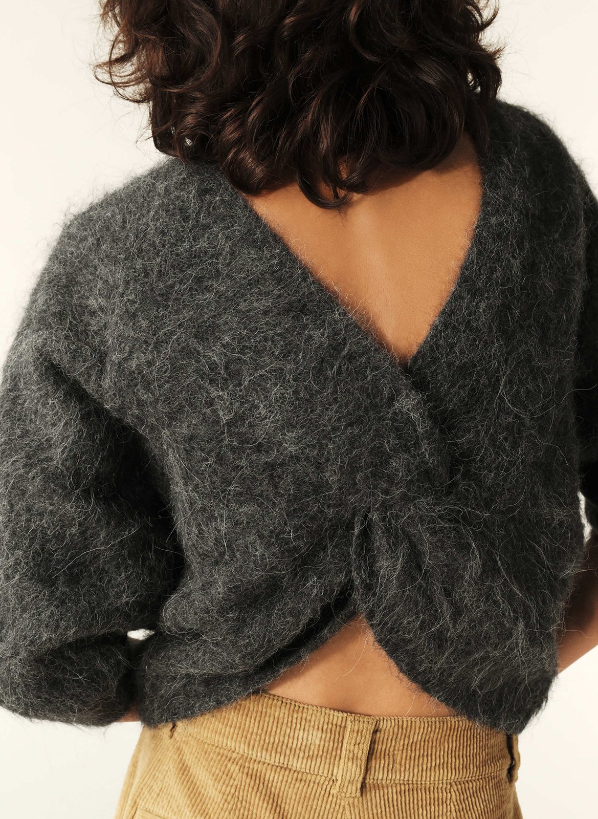 Trui met V-hals | wolblend BA&SH Zwart