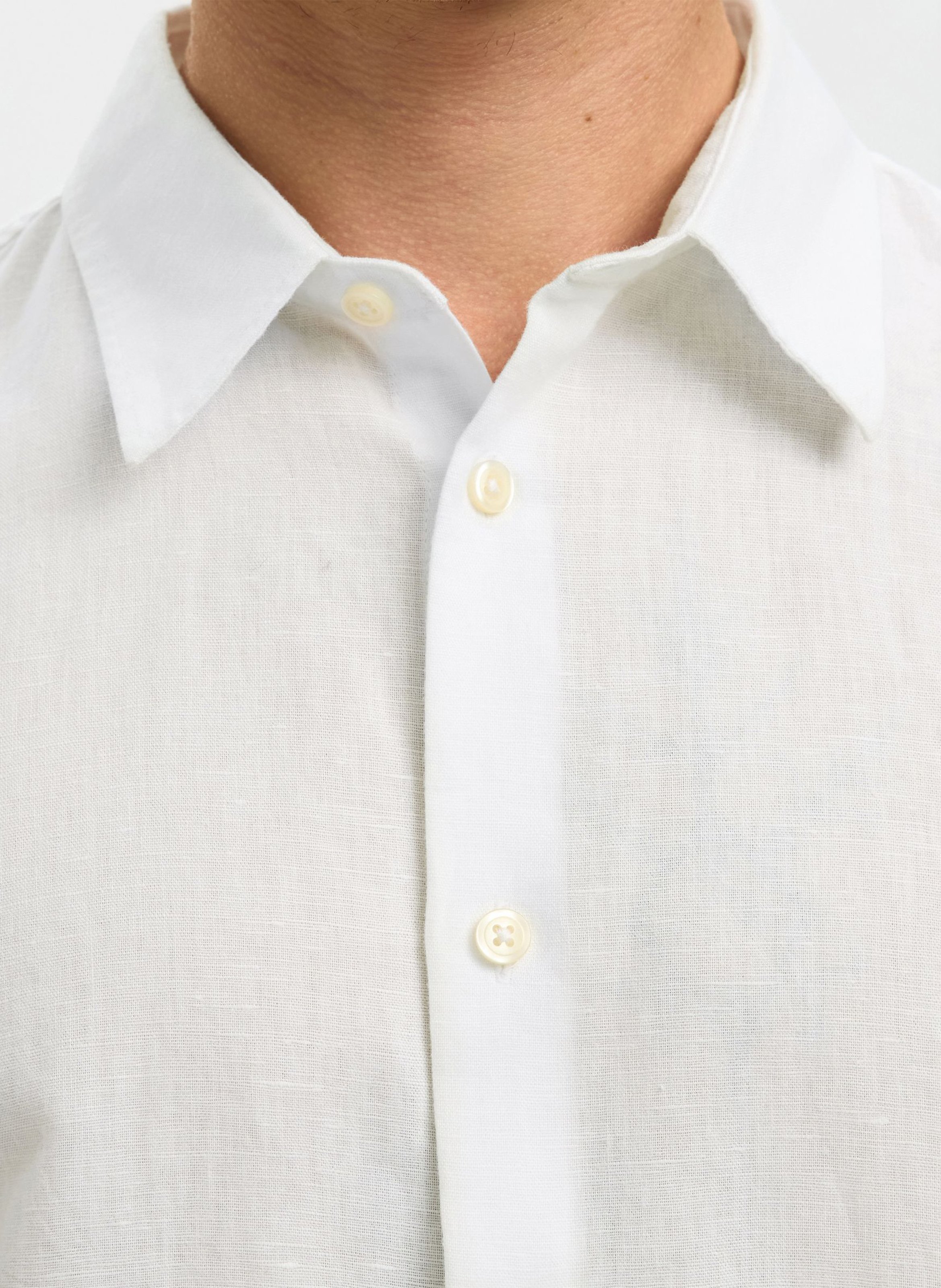 Straight classic collar shirt in linen and cotton blend SELECTED White