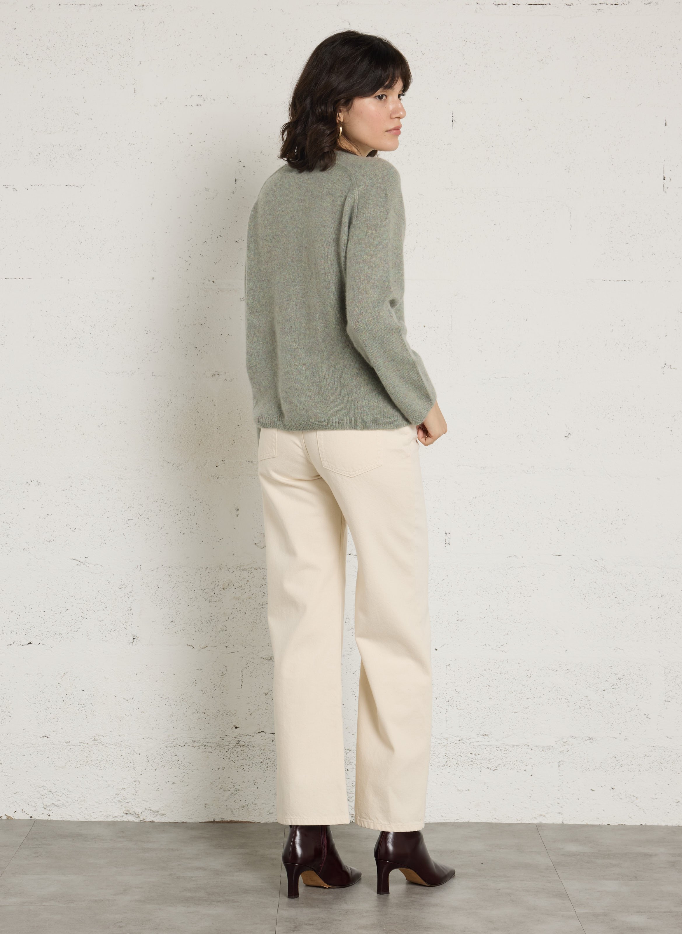 Gerader Rundhals-Pullover aus Kaschmir MAISON 123 Grun