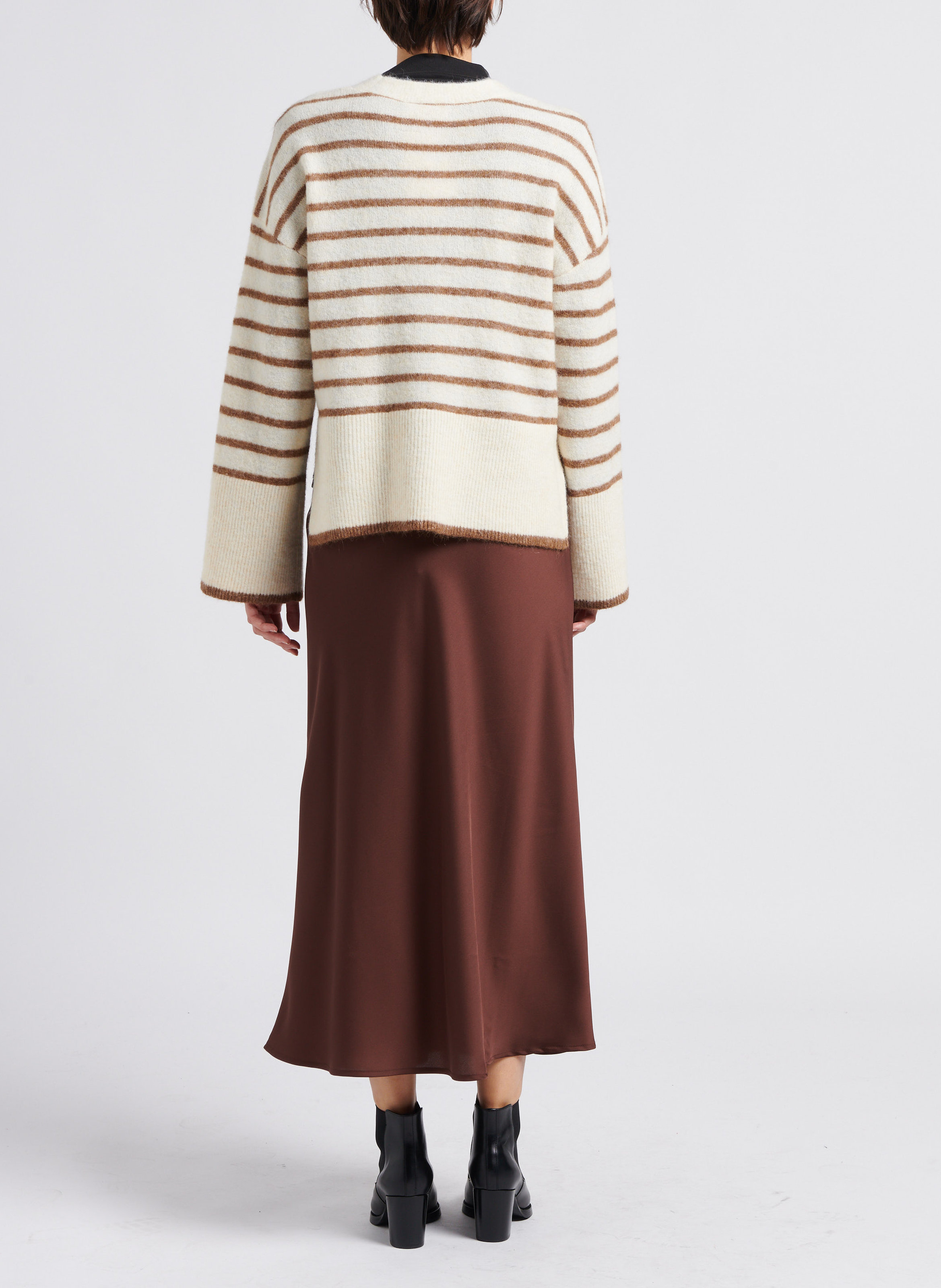 Gerade geschnittene Strickjacke mit V-Ausschnitt VILA Beige