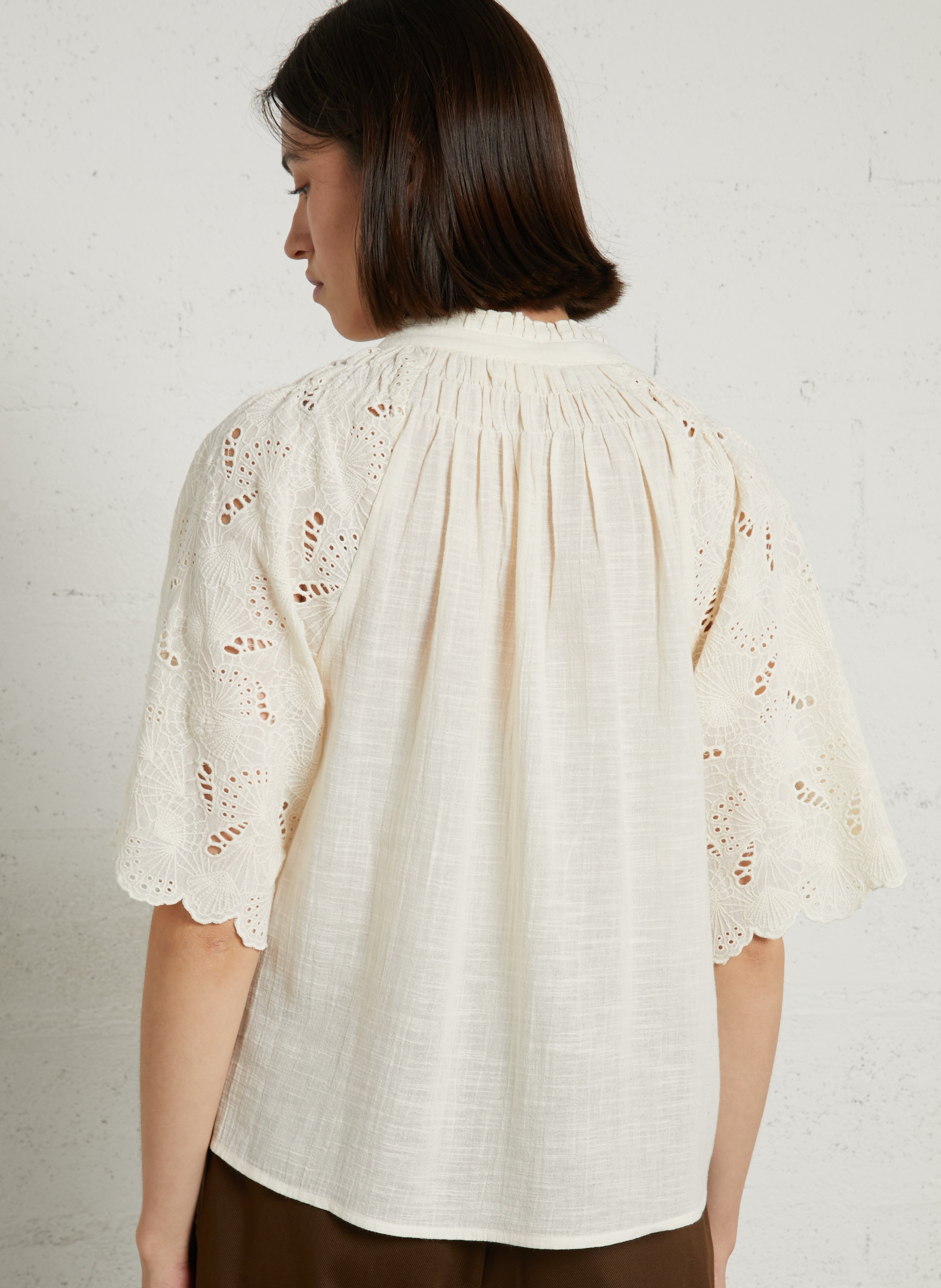 Straight high-neck embroidered cotton blouse MAISON 123 Beige