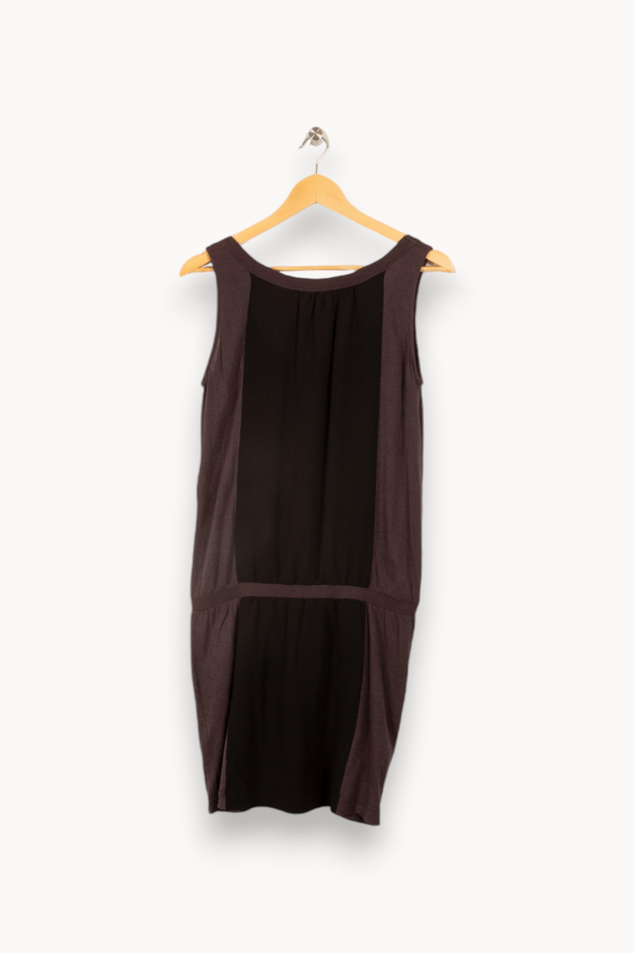 Black and gray dress Black