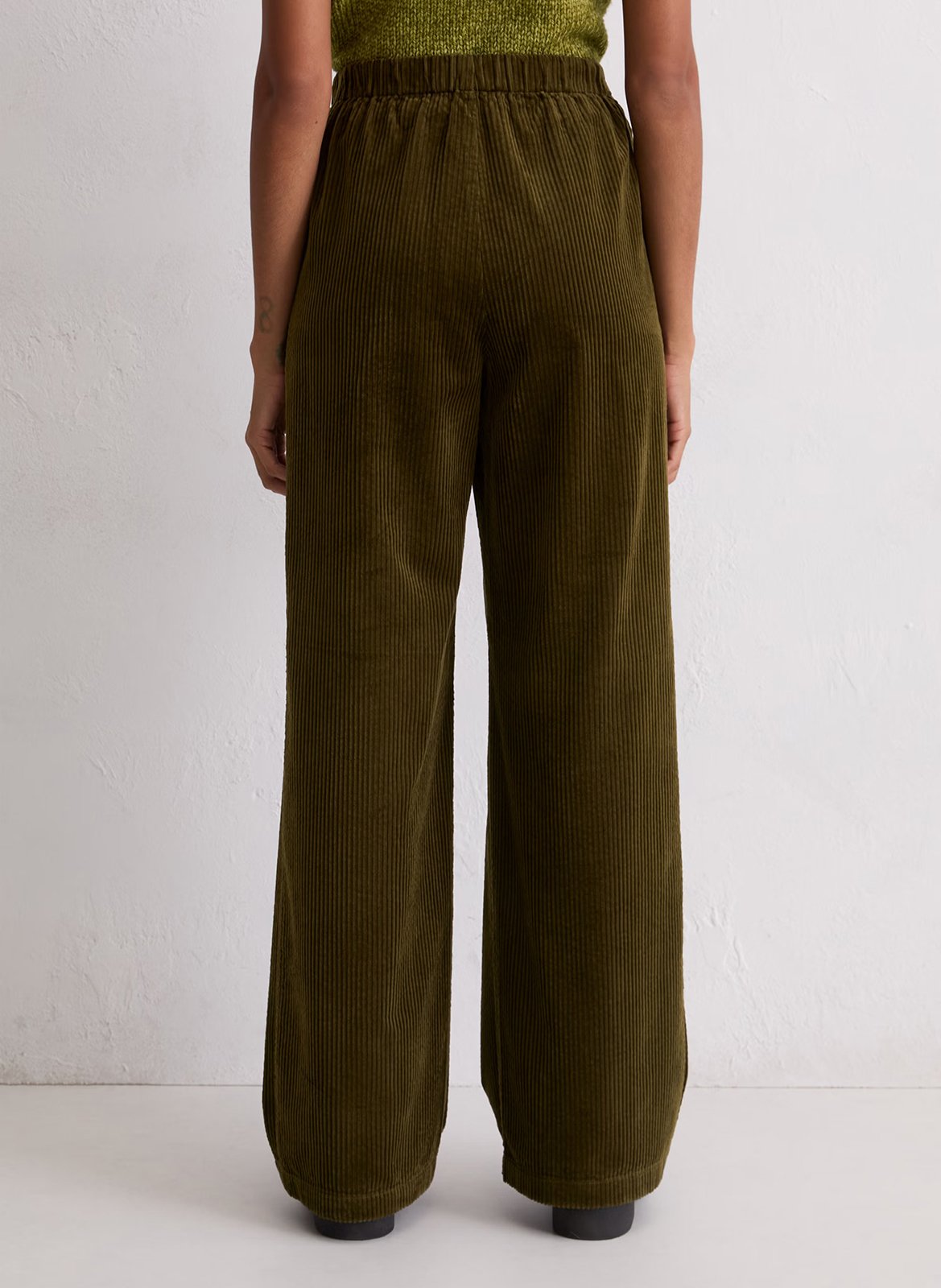 Pantalón de pana de talle alto MARC O'POLO Verde