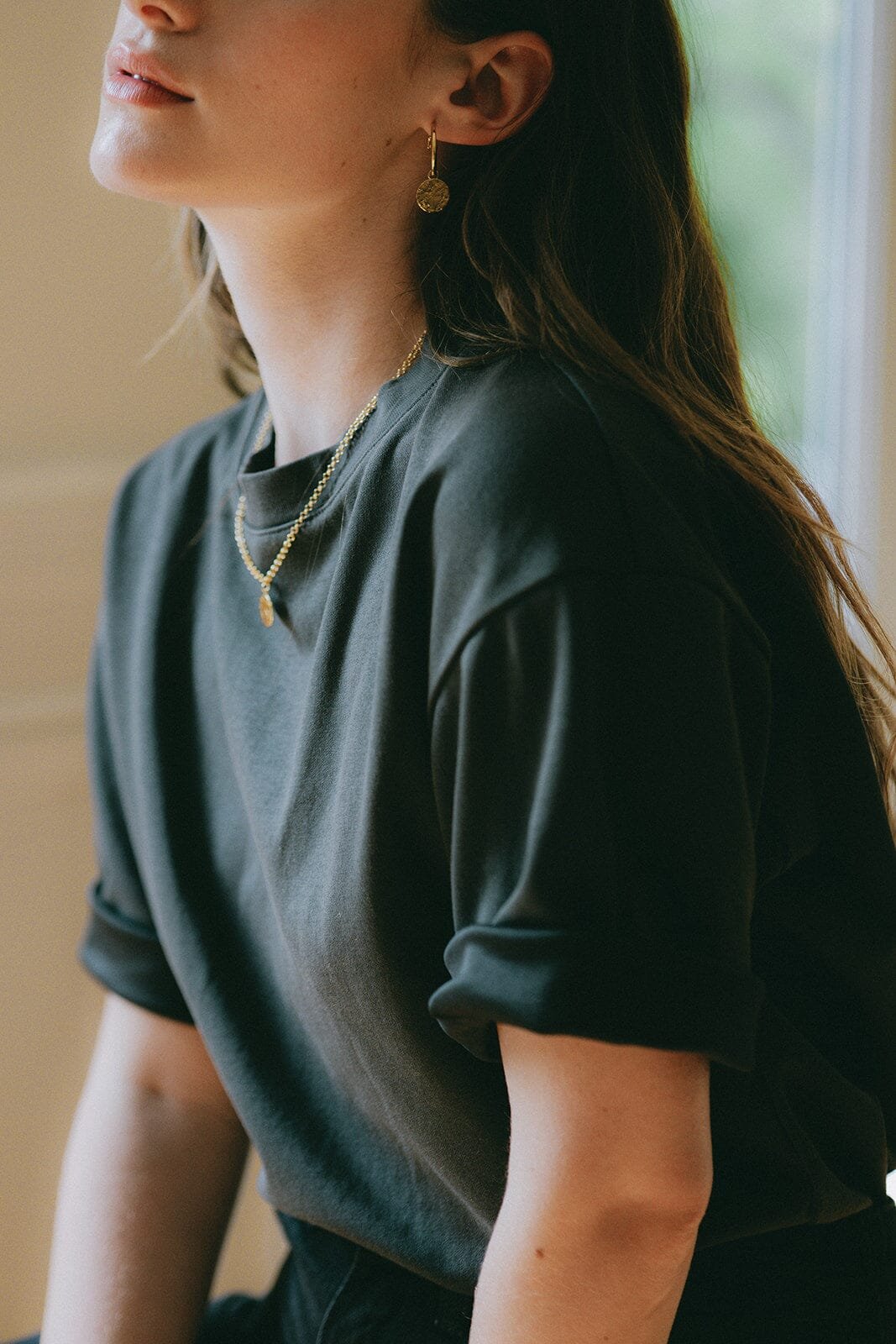 Small round hammered gold plated hoop earrings MONSIEUR SIMONE Golden