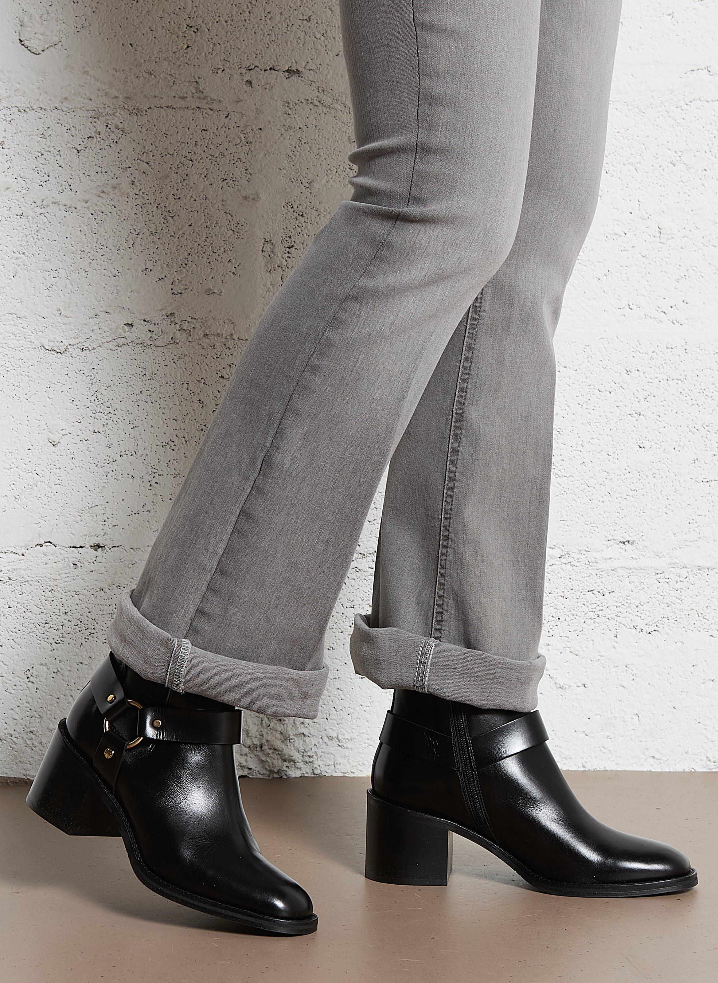 Bianca leather ankle boots COSMOPARIS Black