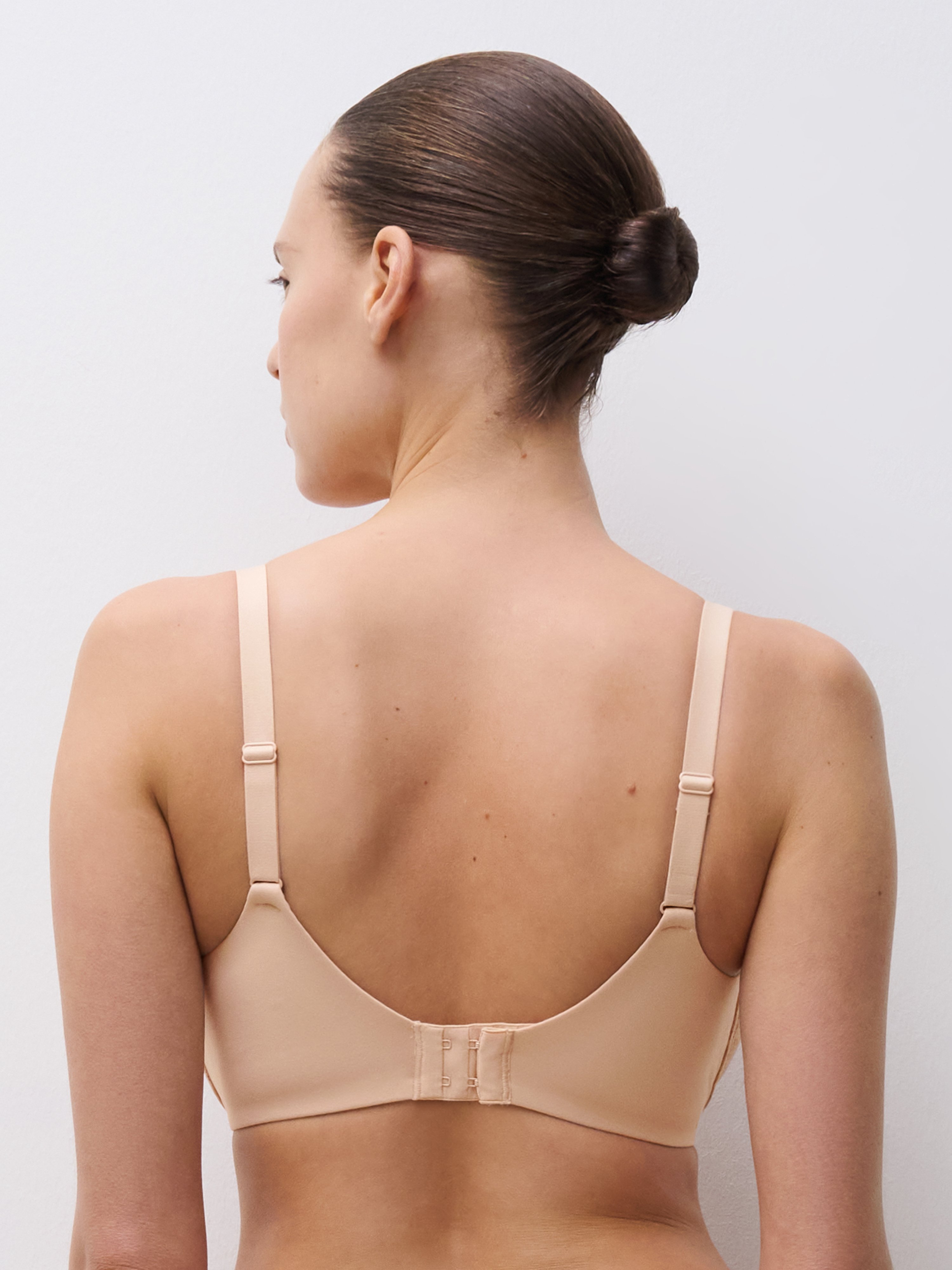 Memory foam half-cup bra CHANTELLE Beige