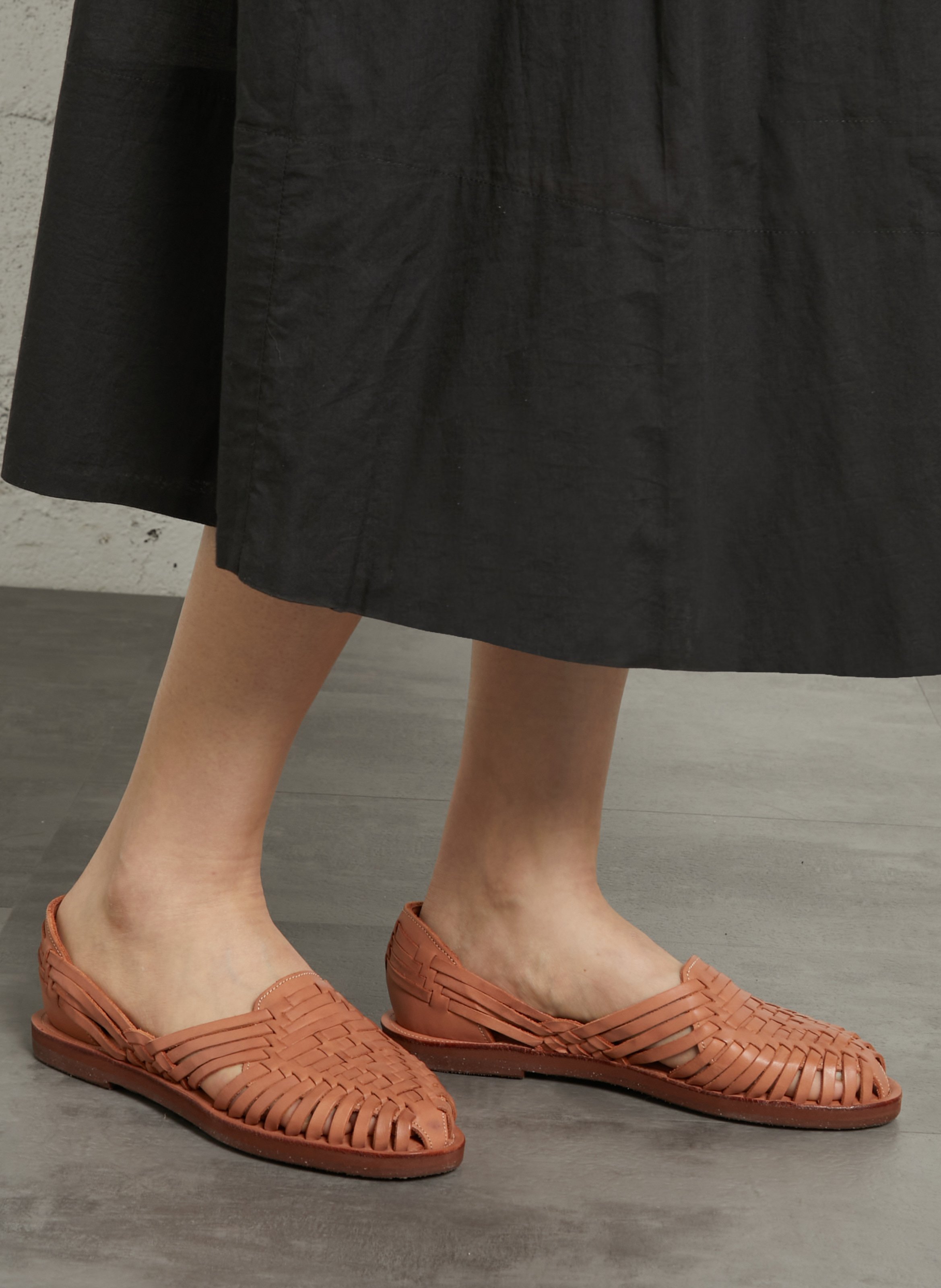 Ballerines en cuir LEON & HARPER Beige