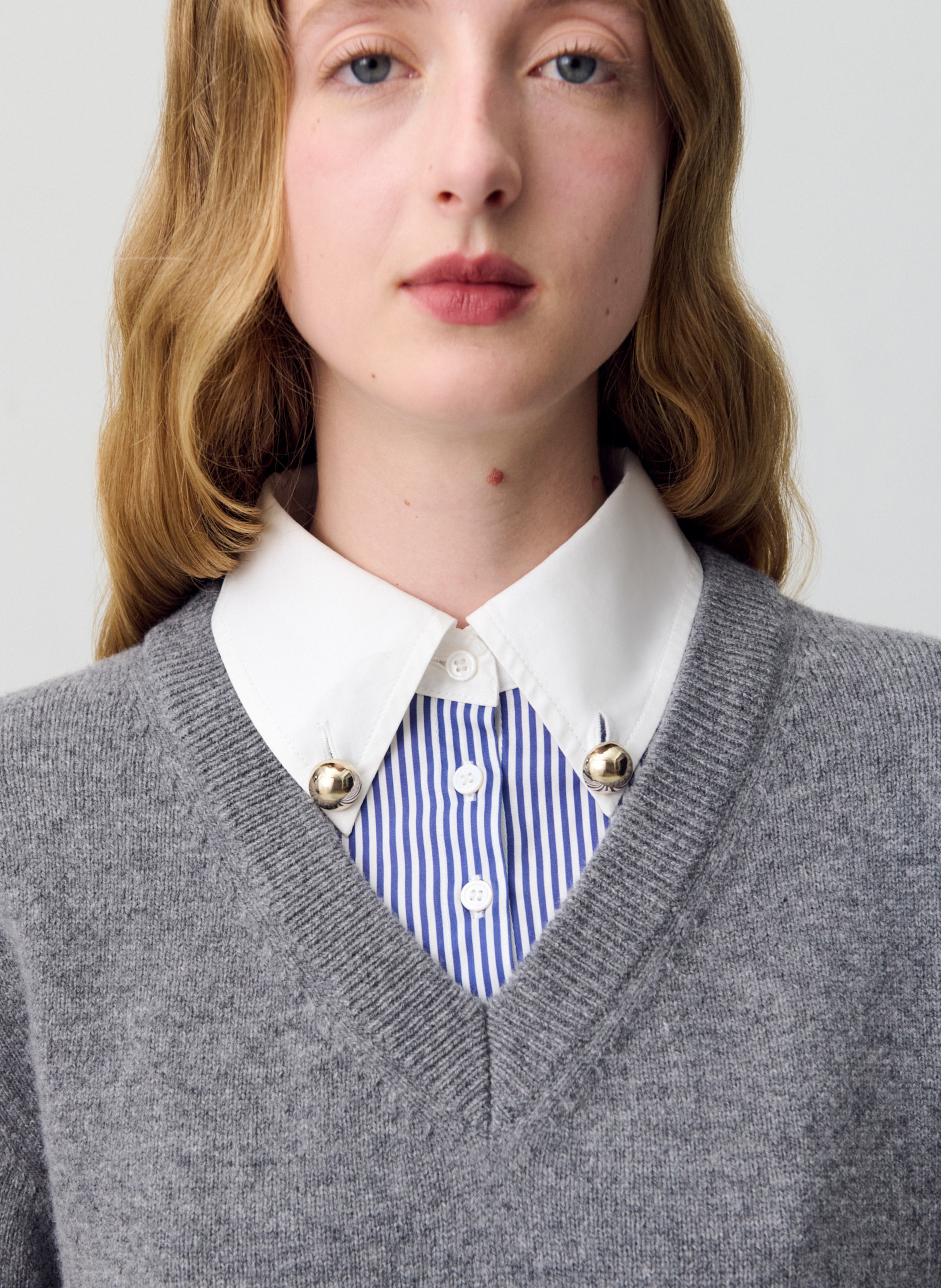 Pull col V en laine CLAUDIE PIERLOT Gris