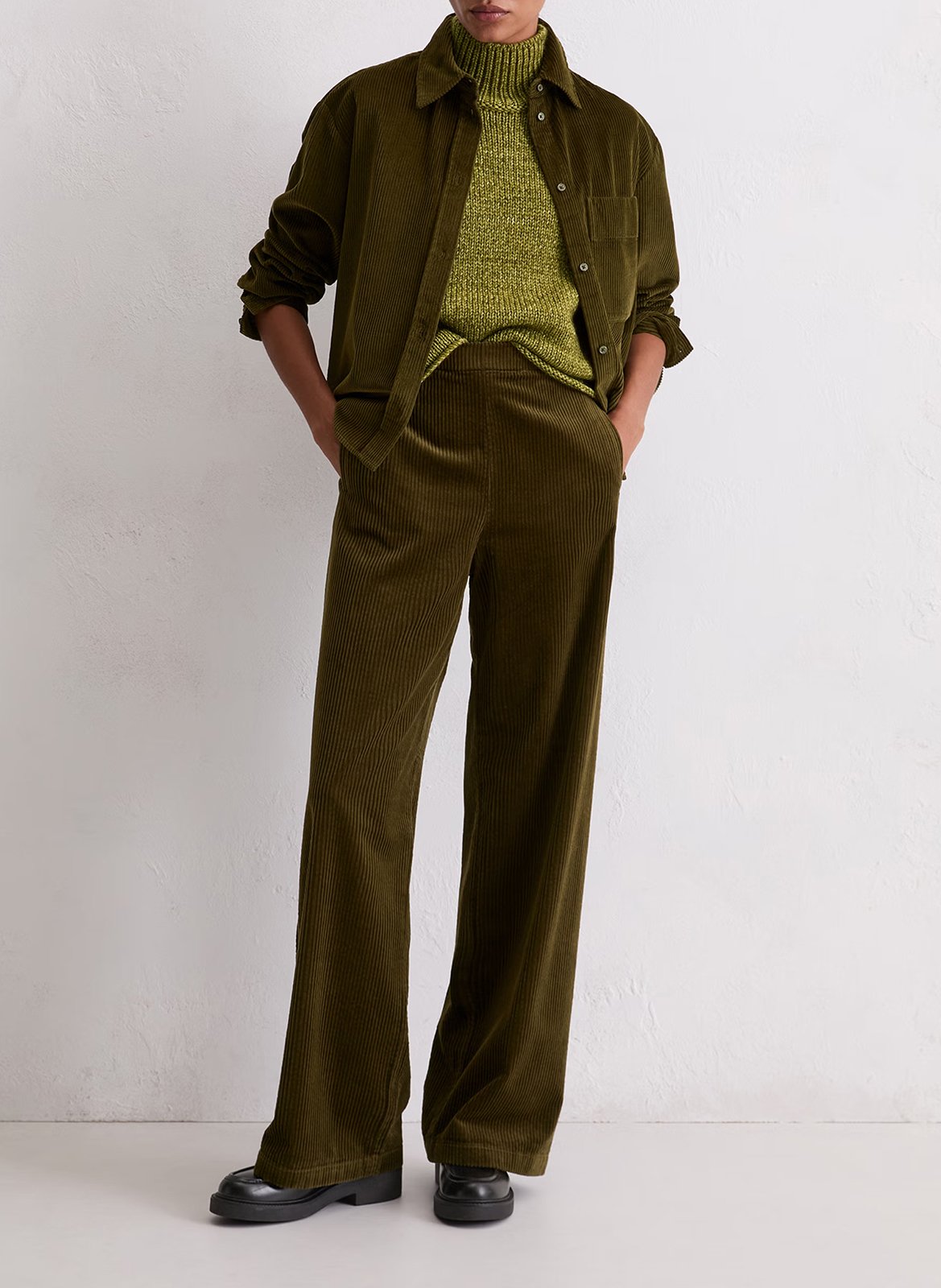 Pantalón de pana de talle alto MARC O'POLO Verde