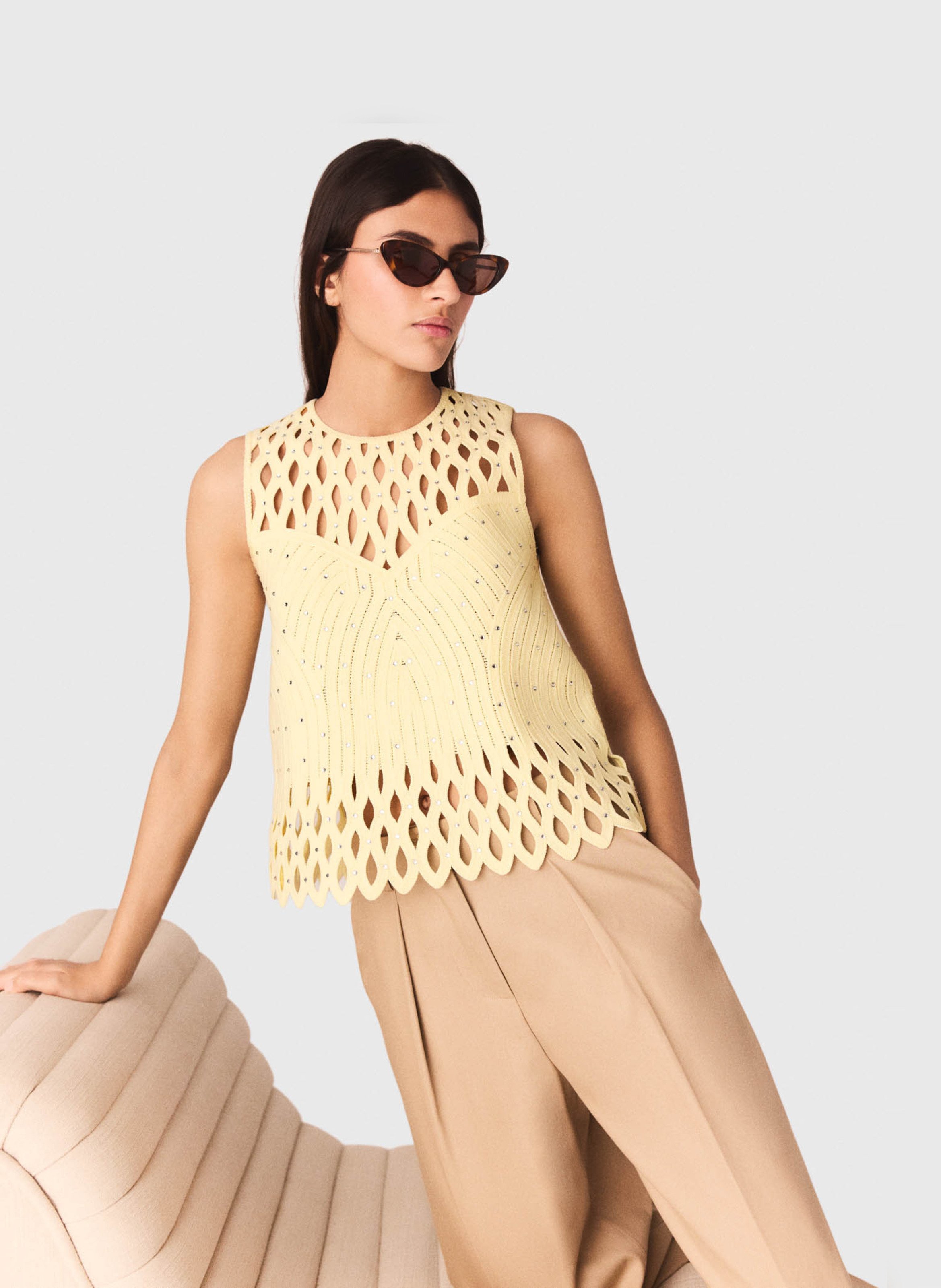 Doorschijnende top met strass versiering MAJE Geel