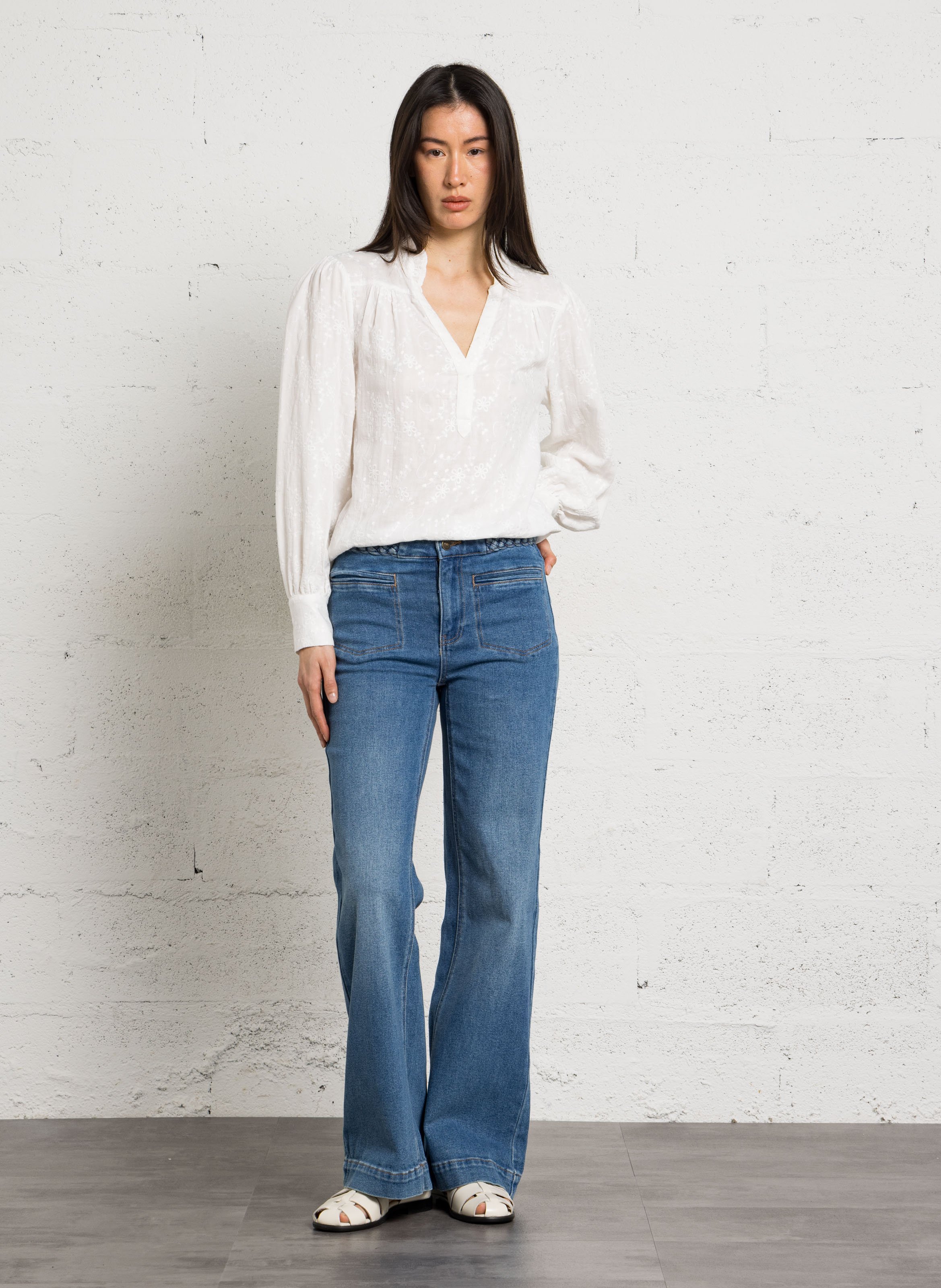 Sandales plates en cuir verni MELLOW YELLOW Beige