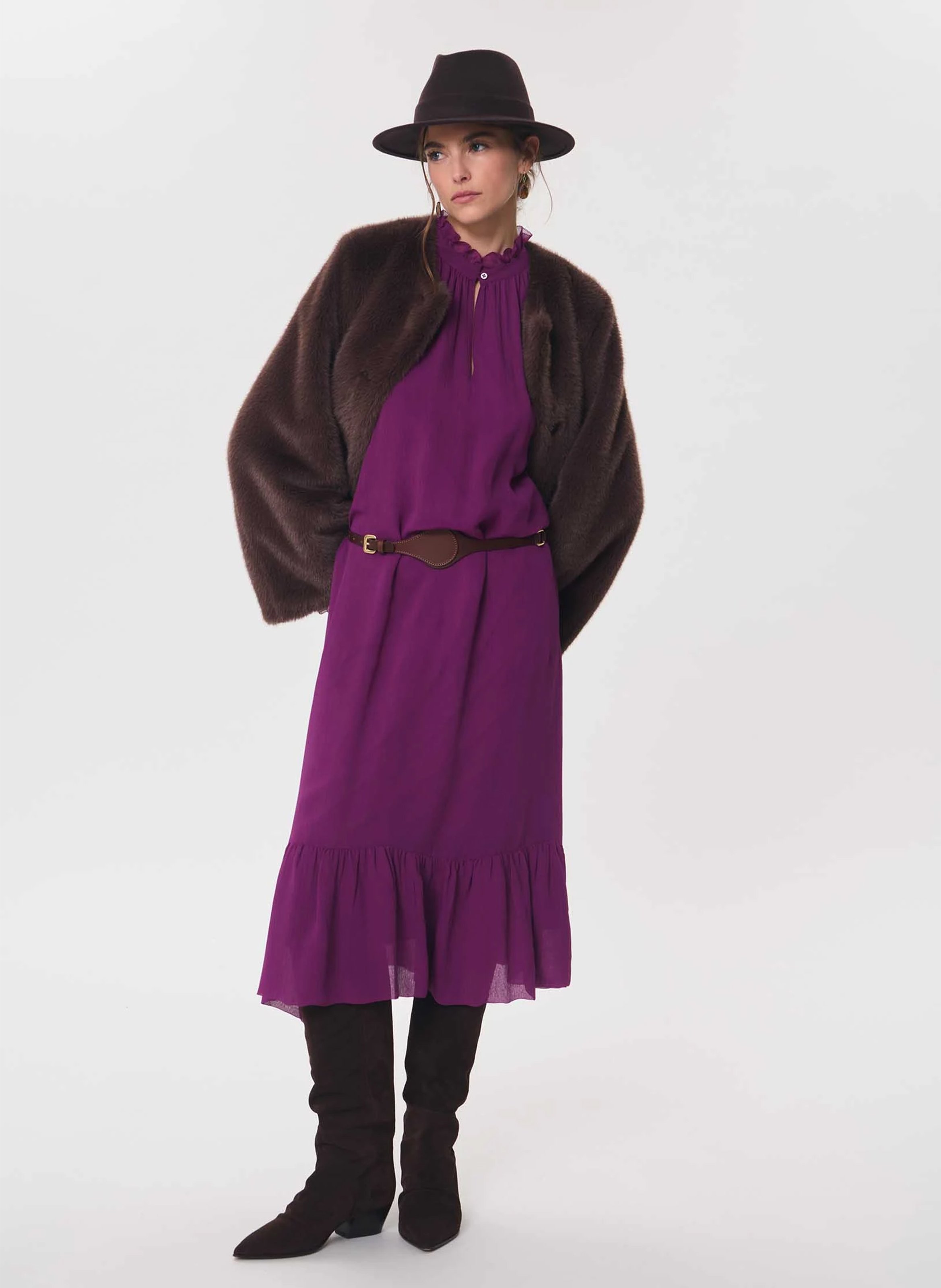 Volumineuze lange jurk met opstaande kraag | Violet TARA JARMON Dames