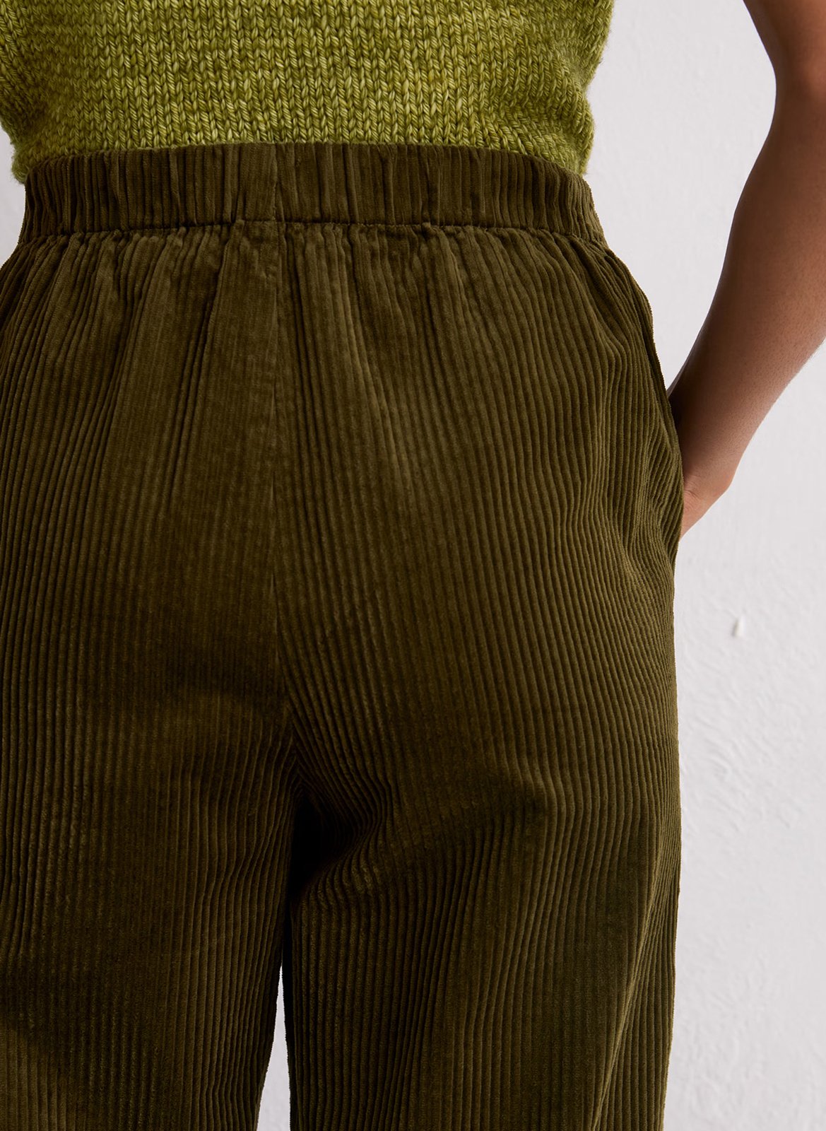 Pantalón de pana de talle alto MARC O'POLO Verde