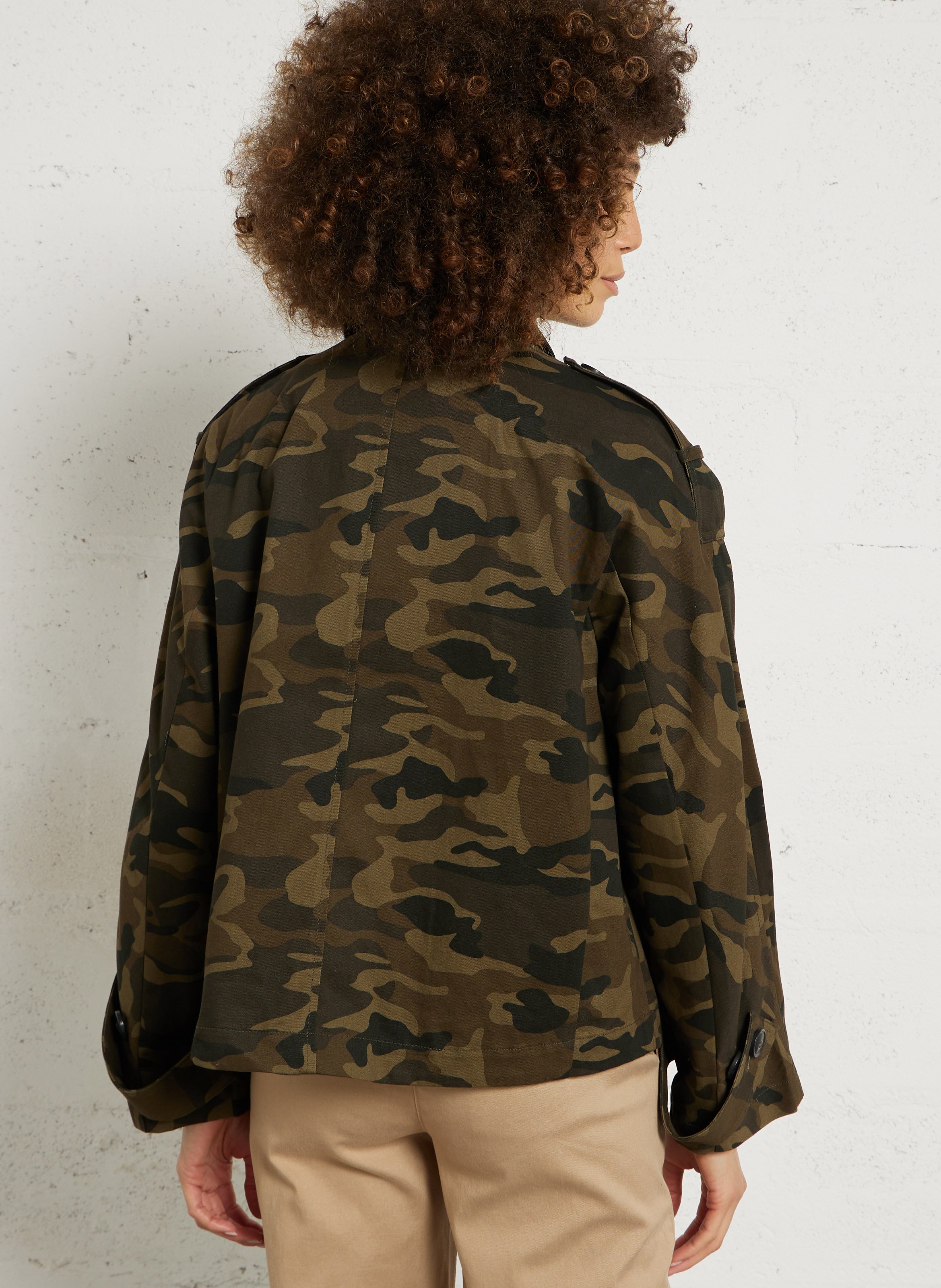 Short flared trench coat with military print SUD EXPRESS Khaki