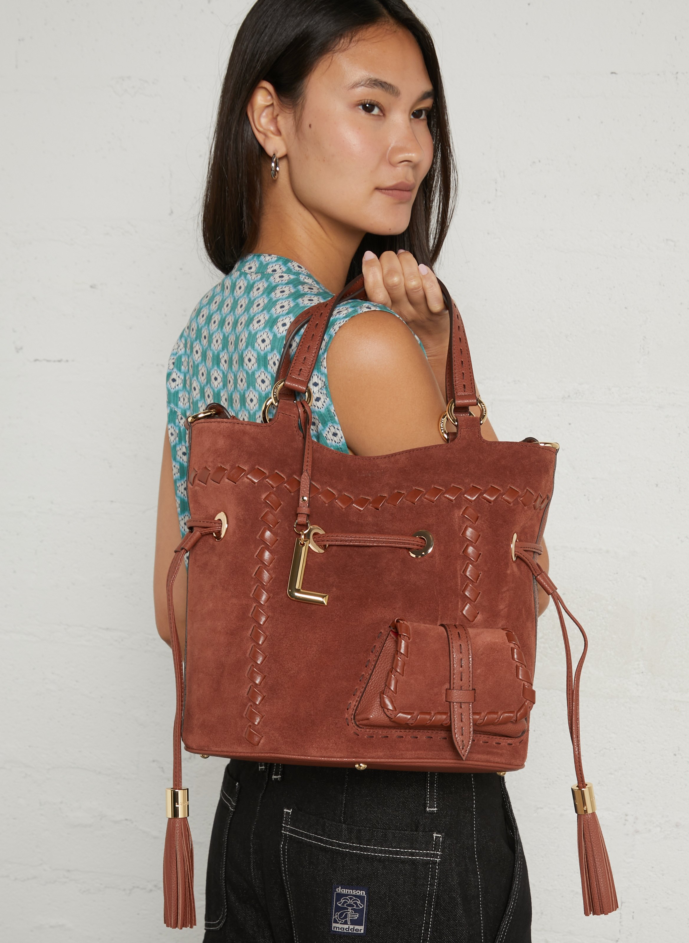 Beuteltasche aus Veloursleder LANCEL